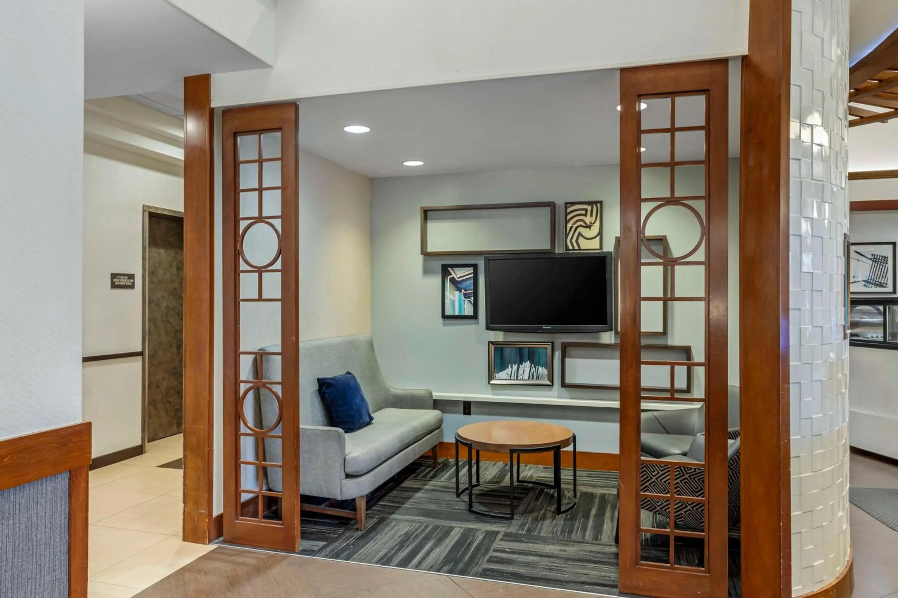 Lobby or reception in Hyatt Place Houston-North