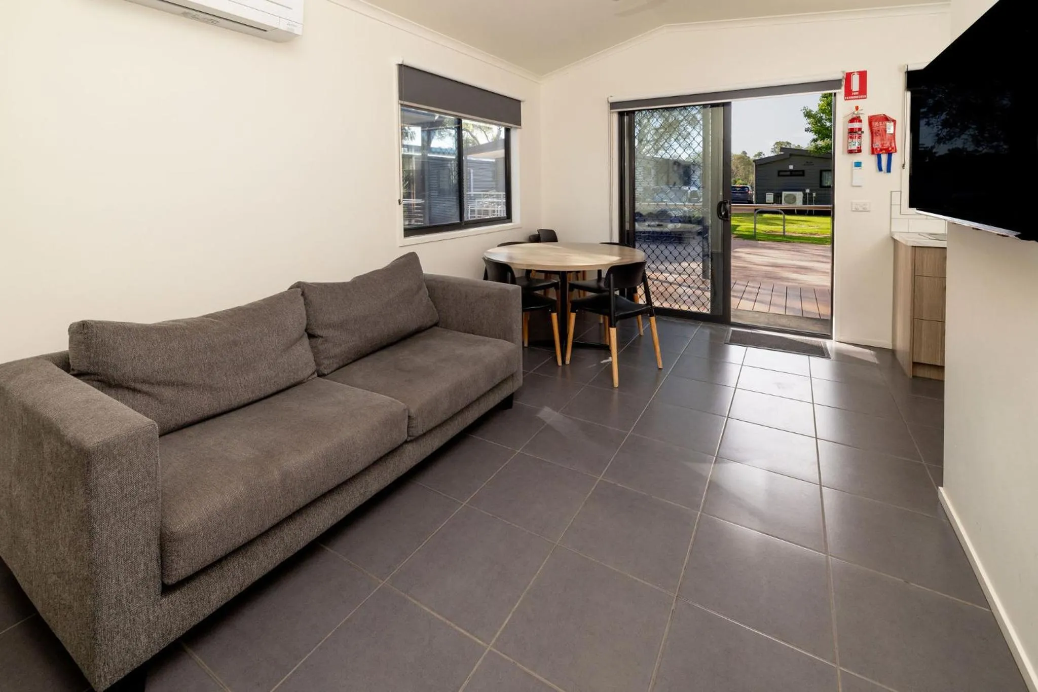 Living room in Discovery Parks - Renmark Riverfront