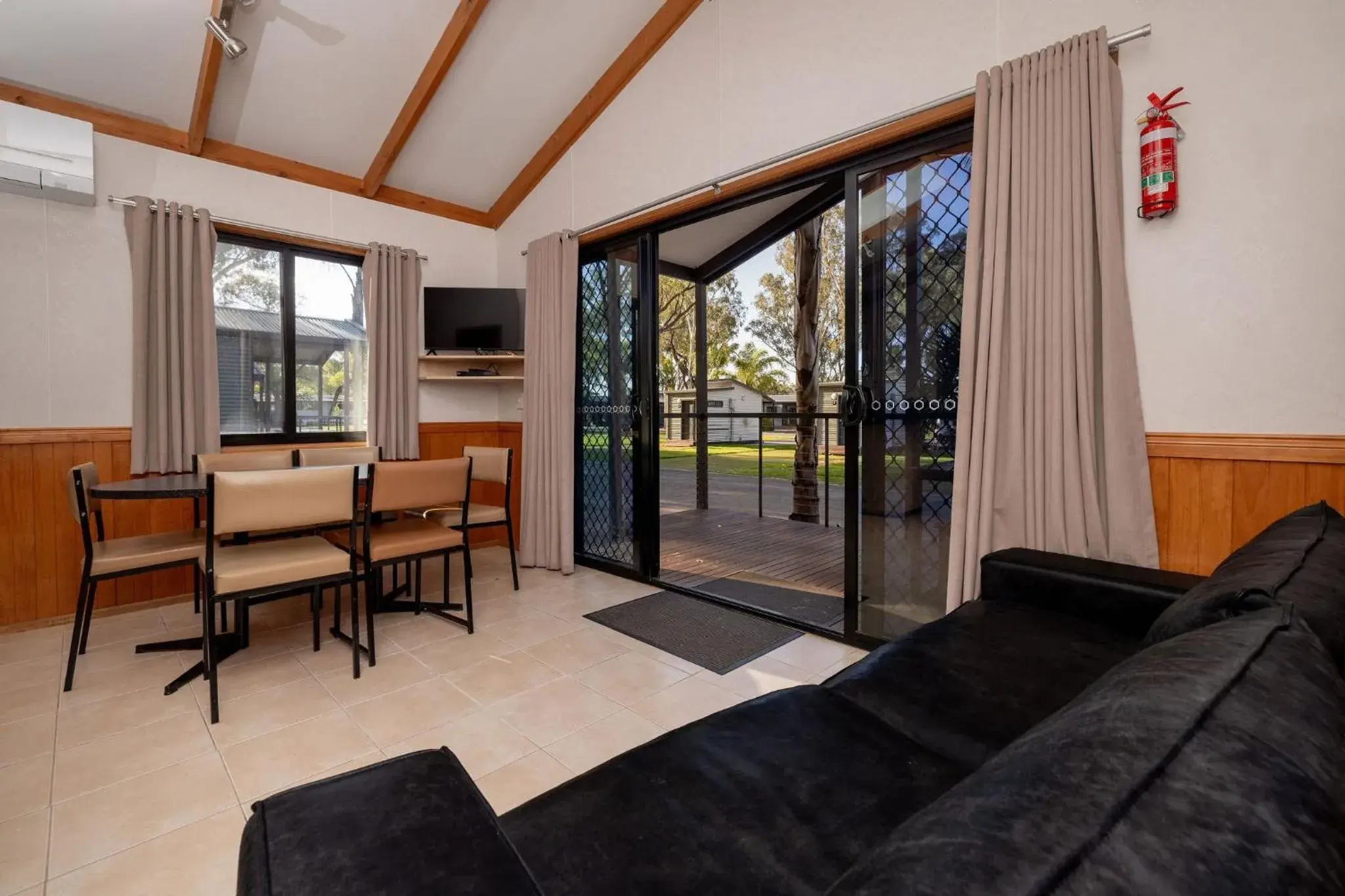 Superior 2 Bedroom Cabin - Sleeps 6 in Discovery Parks - Renmark Riverfront Superior 2 Bedroom Cabin - Sleeps 6 in Discovery Parks - Renmark Riverfront