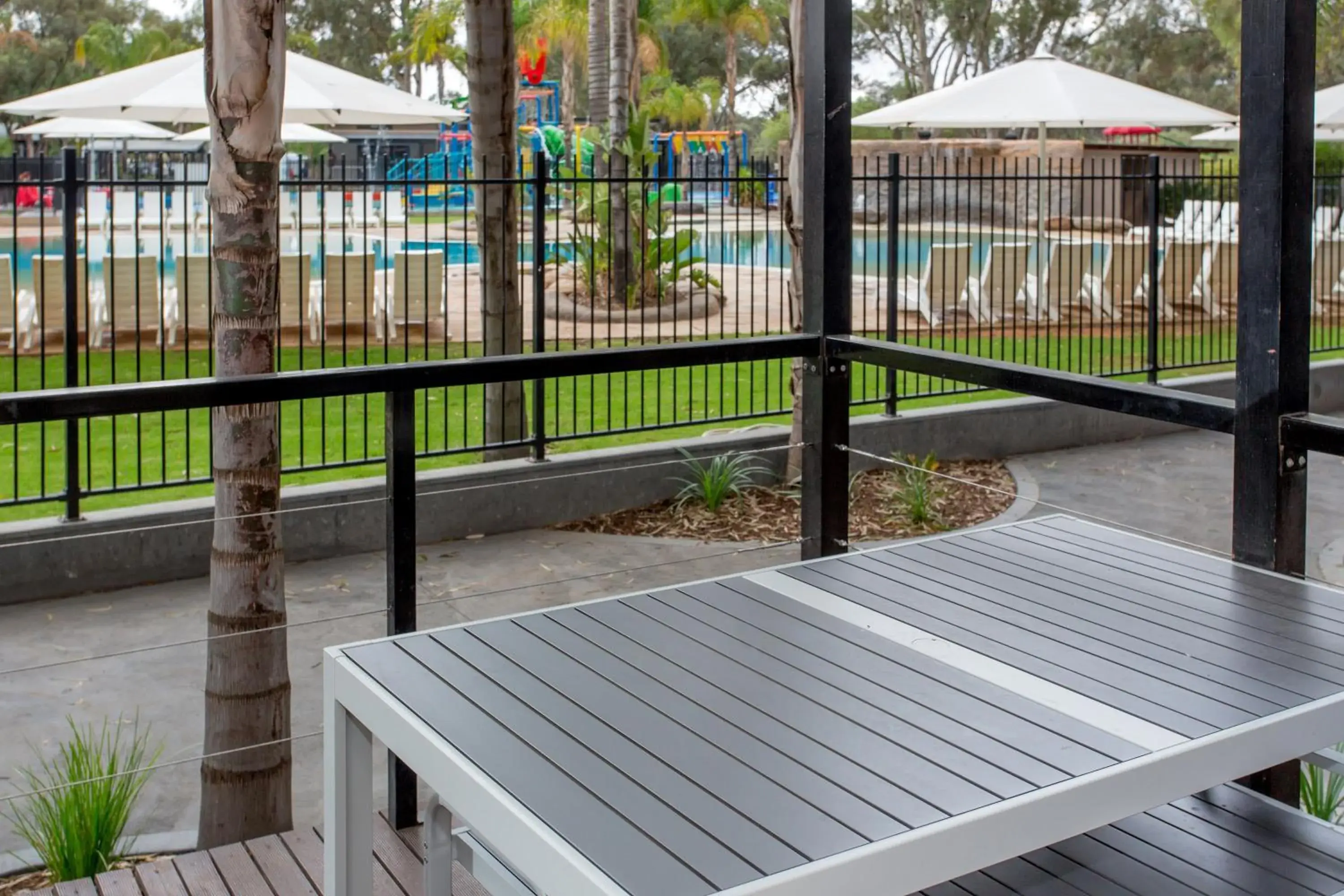 Superior 2 Bedroom Poolside Cabin - Sleeps 6 in Discovery Parks - Renmark Riverfront Superior 2 Bedroom Poolside Cabin - Sleeps 6 in Discovery Parks - Renmark Riverfront