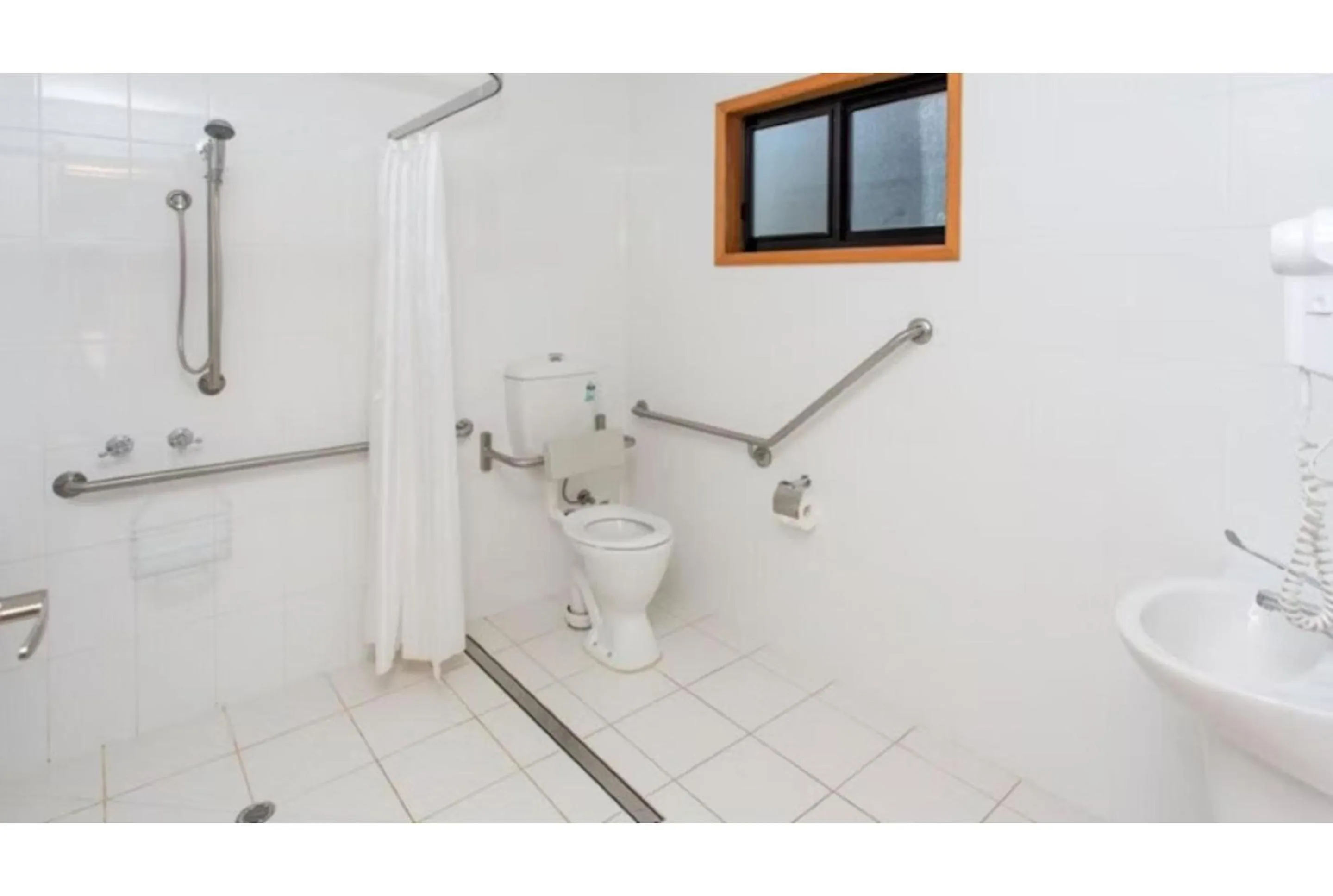 Bathroom in Discovery Parks - Renmark Riverfront