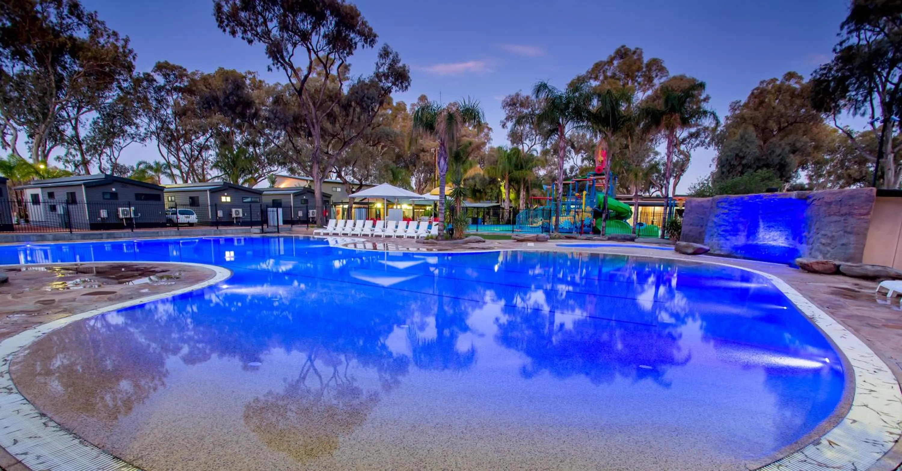 Swimming pool in Discovery Parks - Renmark Riverfront