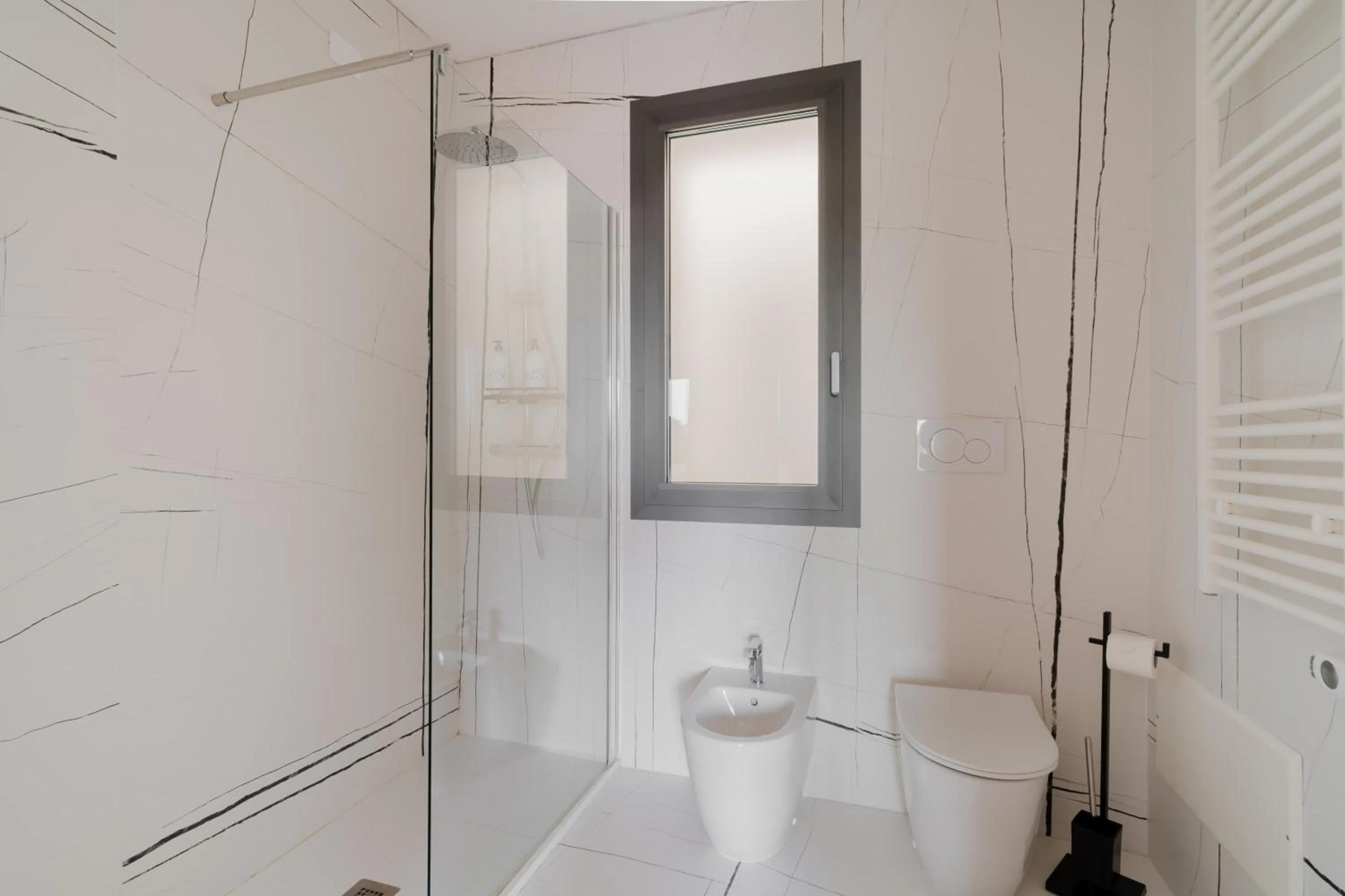 Bathroom in Glass House - Smart Rooms & Parking