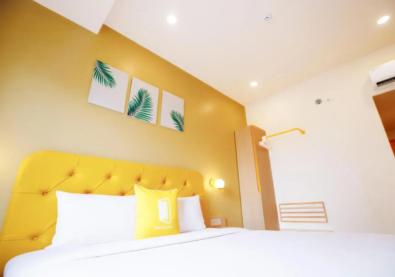 Executive King - single occupancy in Bloom Hotel - HSR Layout Sec 6 Executive King - single occupancy in Bloom Hotel - HSR Layout Sec 6