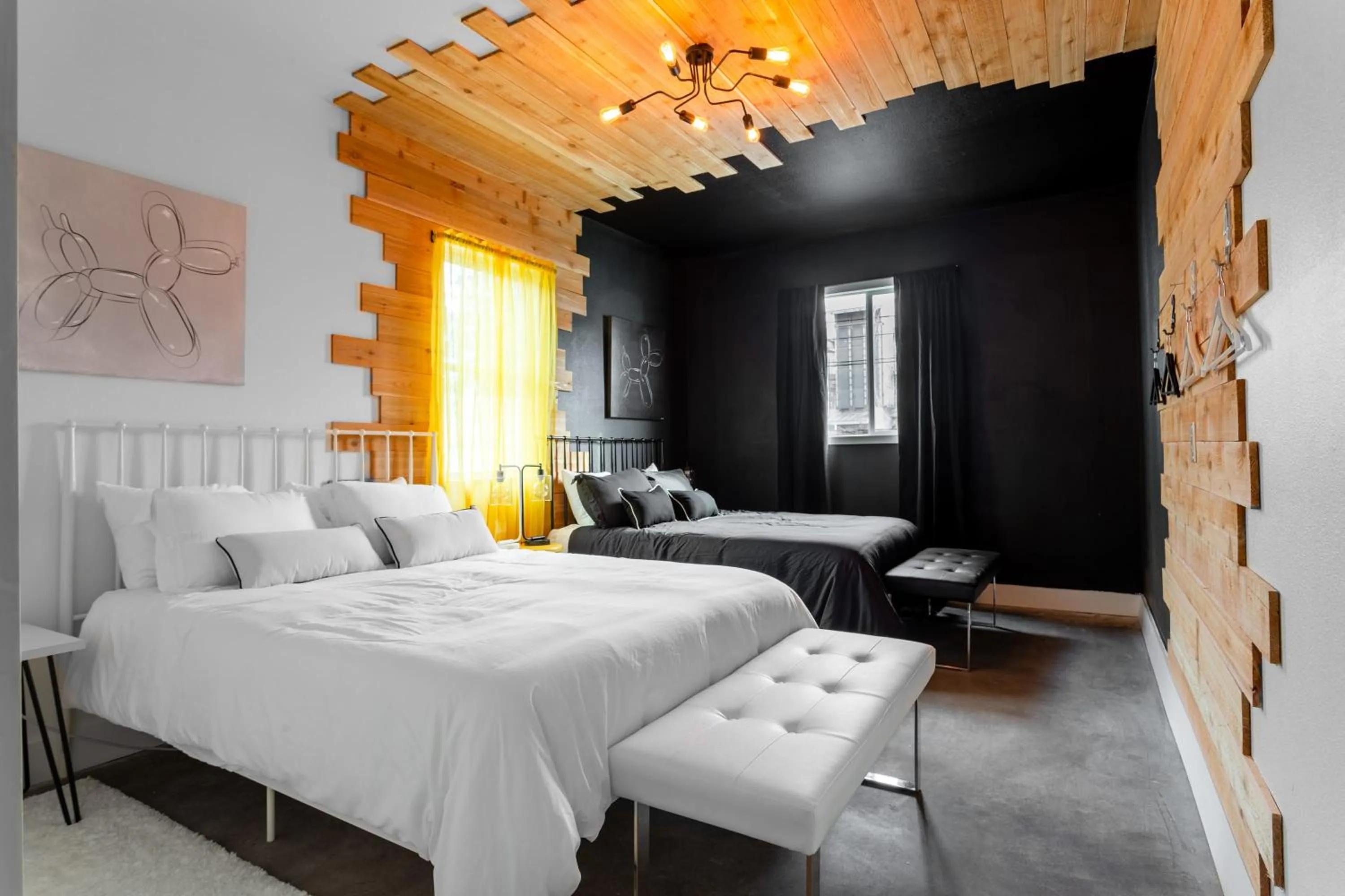 Bedroom, Bed in Insa Worthy Two-Home Retreat - Fire Pit, Hot Tub