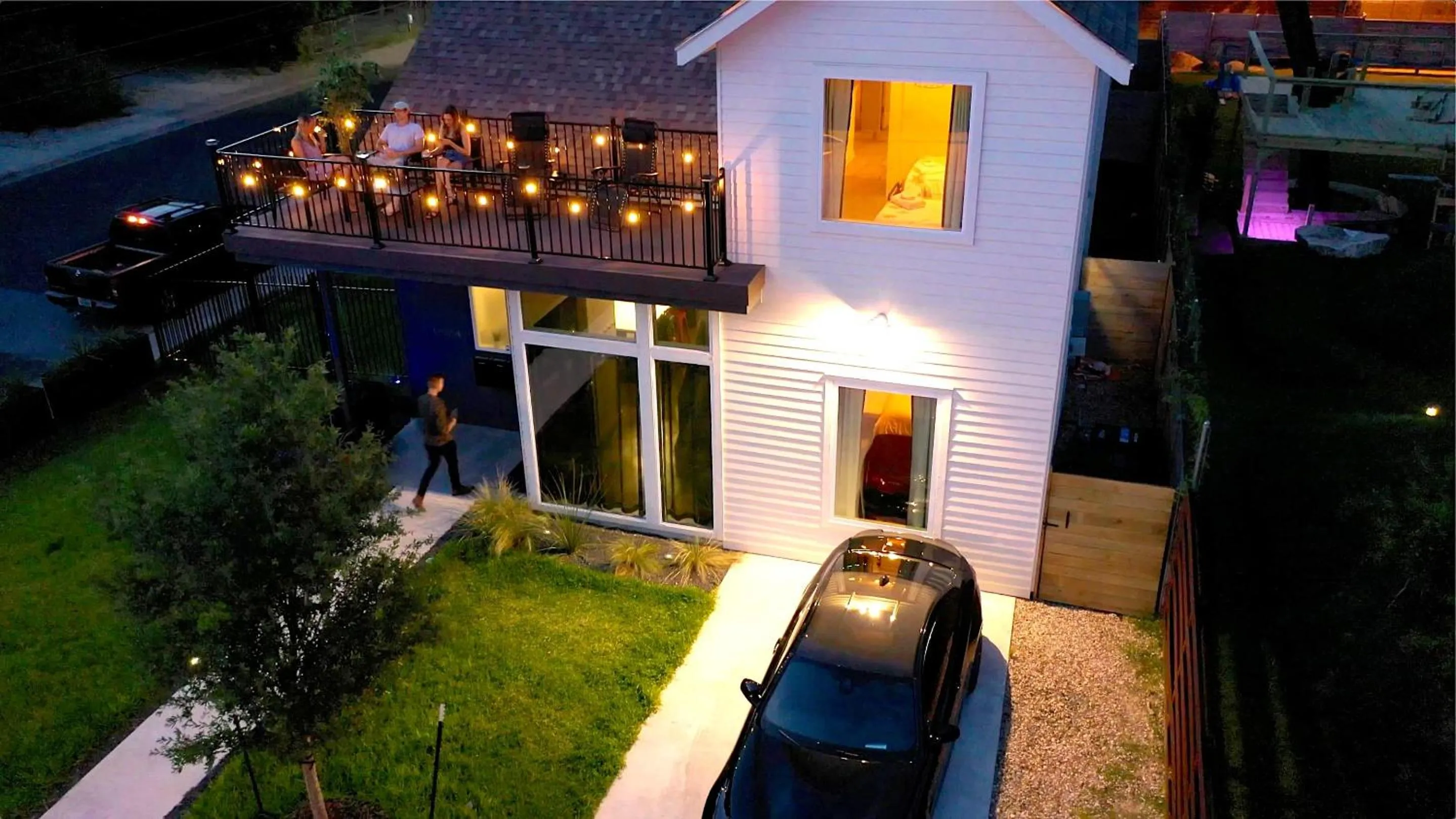 Property building in Insa Worthy Two-Home Retreat - Fire Pit, Hot Tub