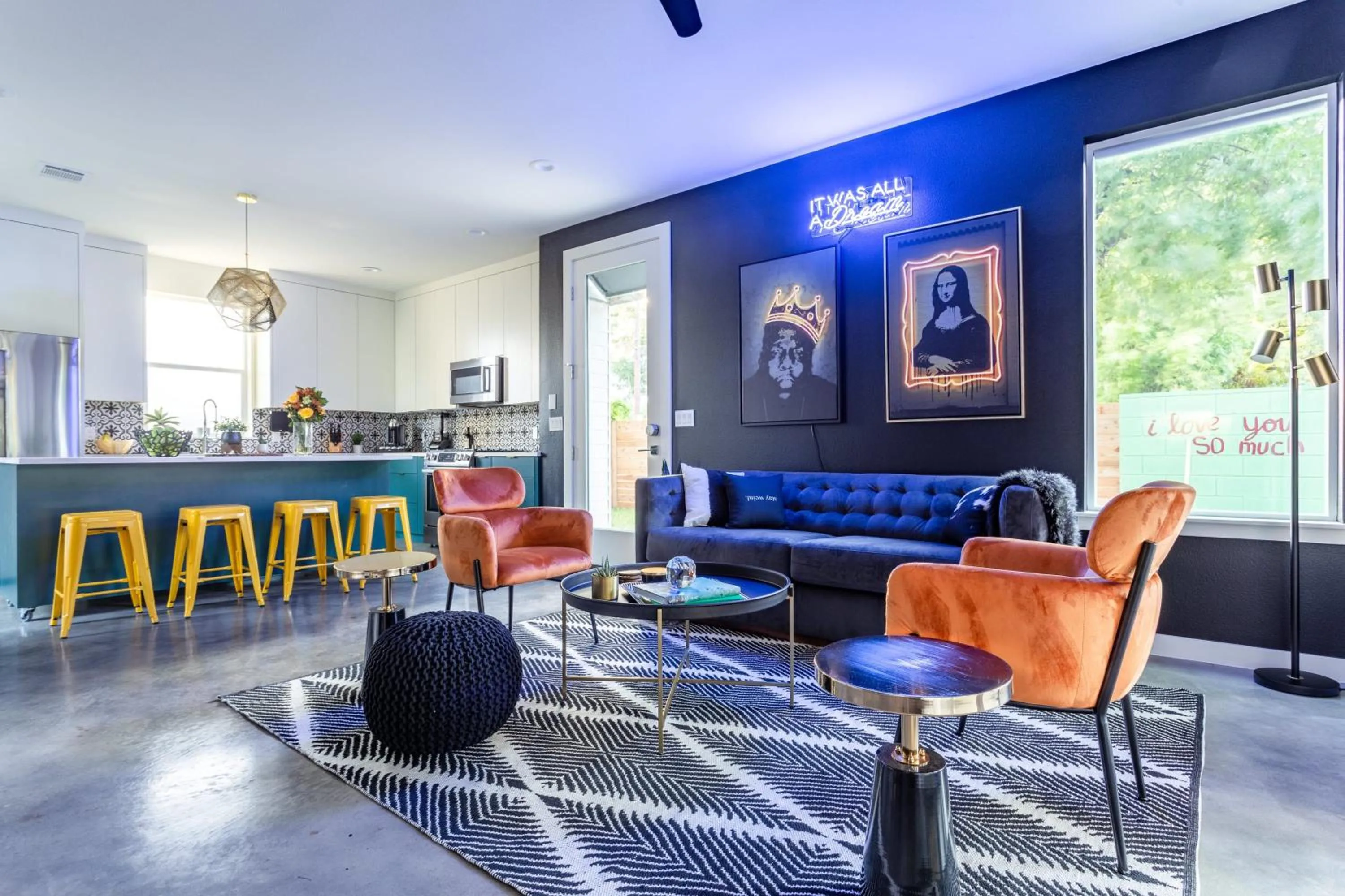 Living room in Insa Worthy Two-Home Retreat - Fire Pit, Hot Tub