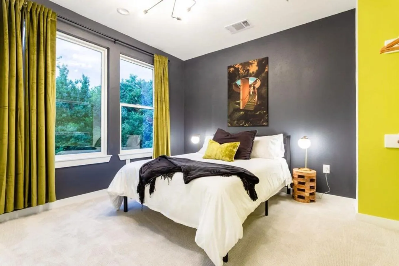 Bed in Massive 10BR Compound - 6 Min to Downtown Austin