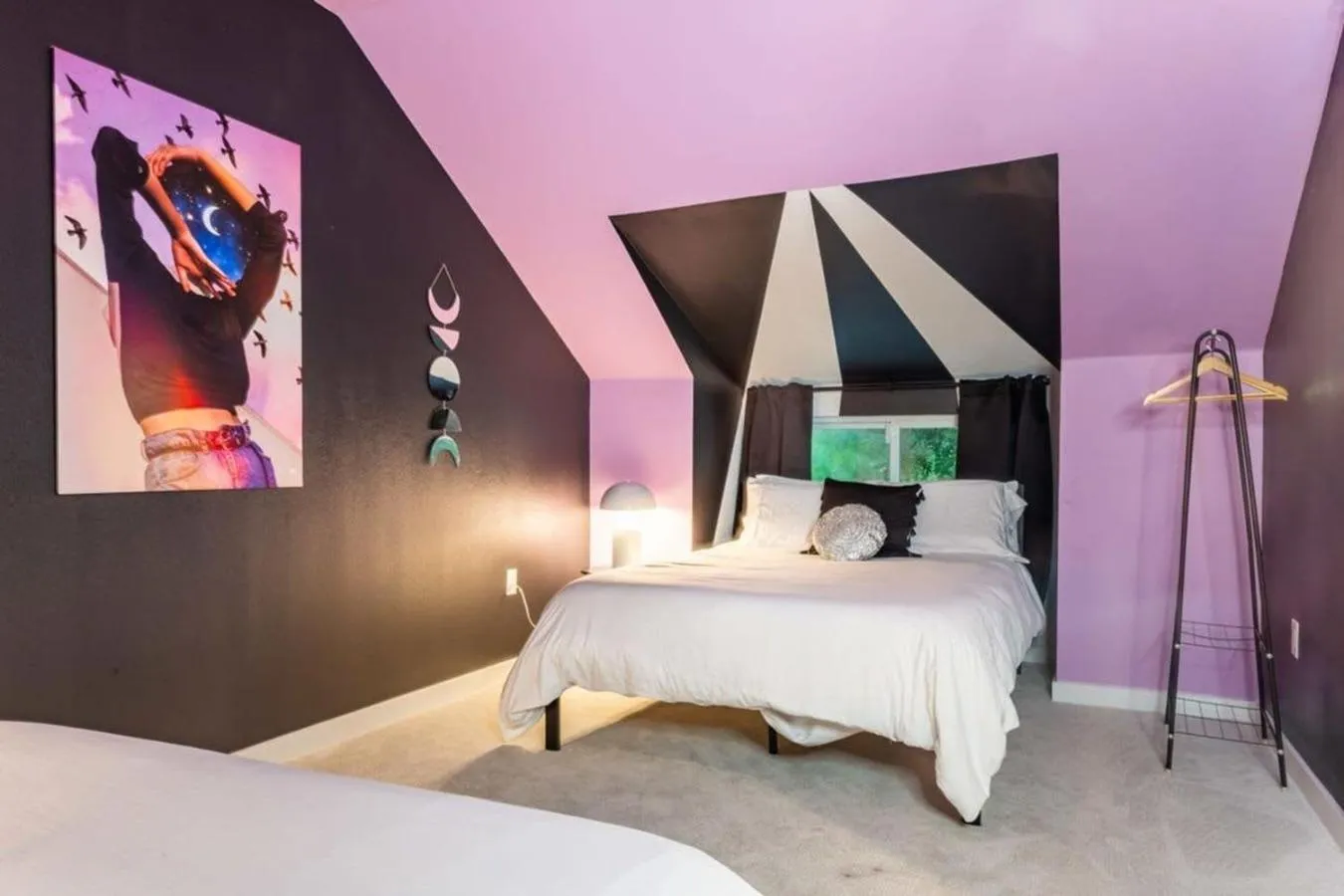 Bed in Massive 10BR Compound - 6 Min to Downtown Austin