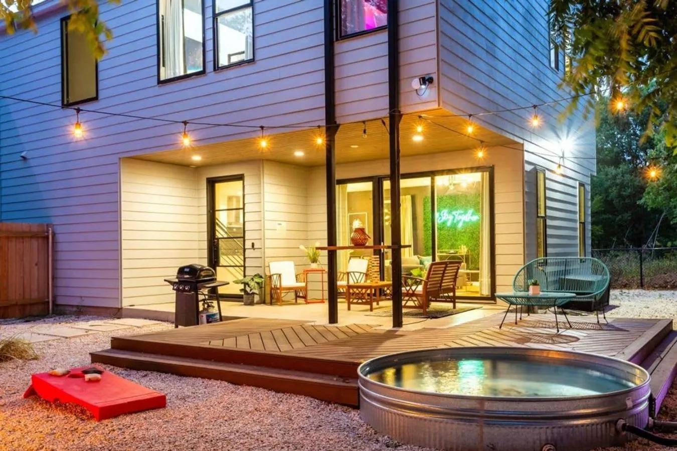 Property building in Massive 10BR Compound - 6 Min to Downtown Austin