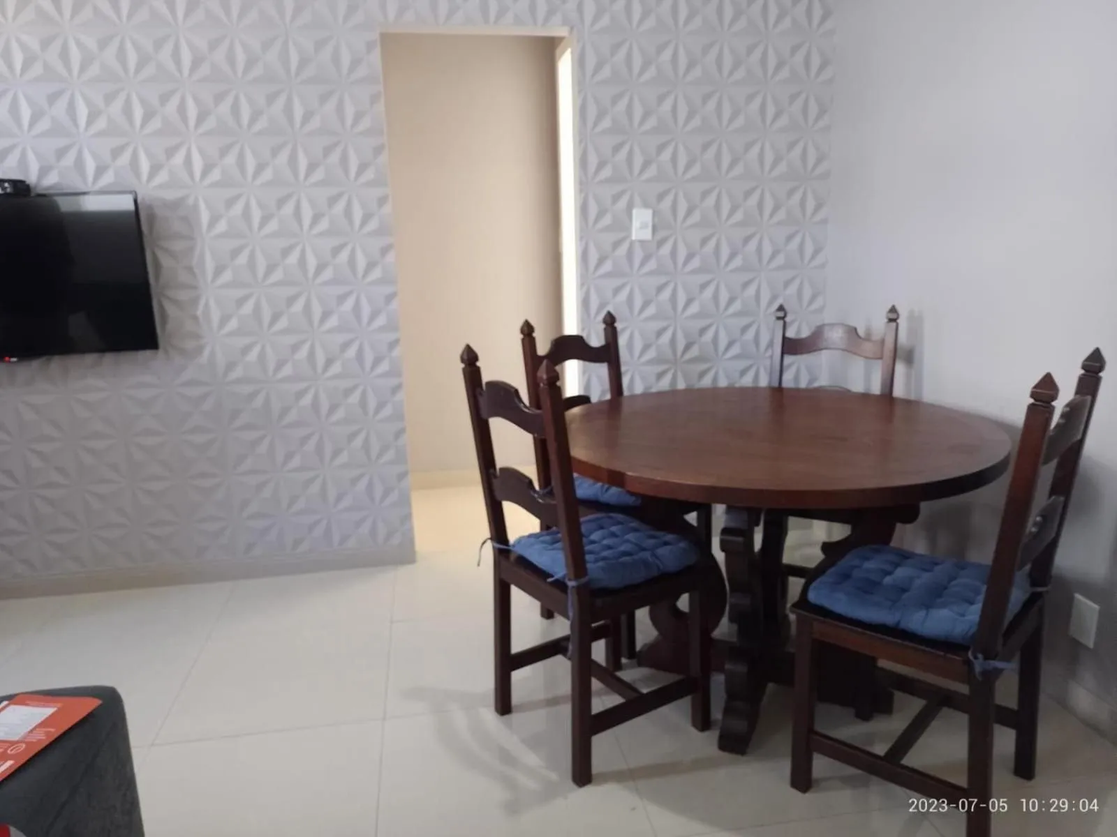 Dining area in FORT BEACH, Conheça CABO FRIO em 3 dias a pé e carro no estacionamento