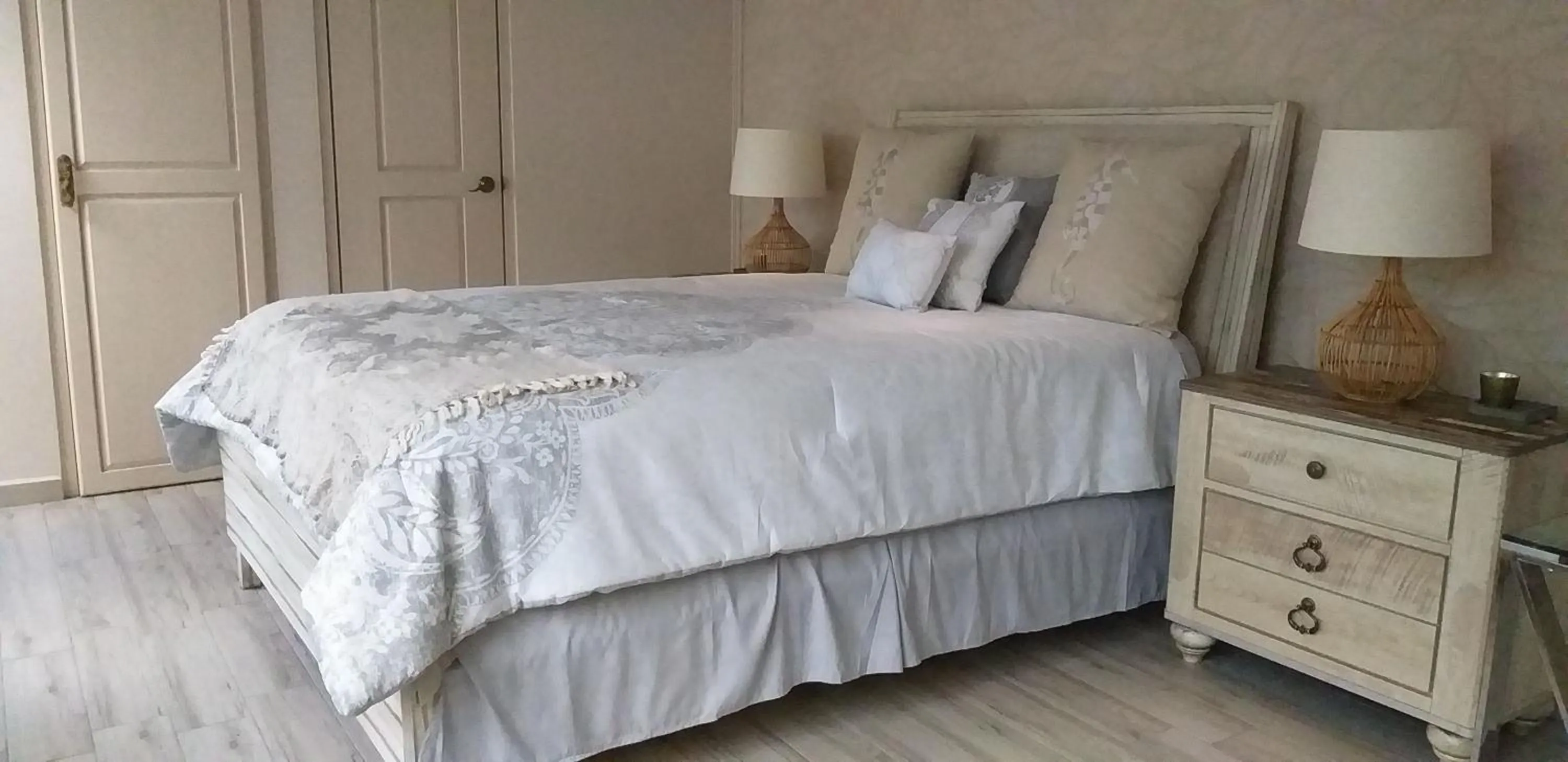 Bedroom in SCHUMANN'S RESORT & PARK