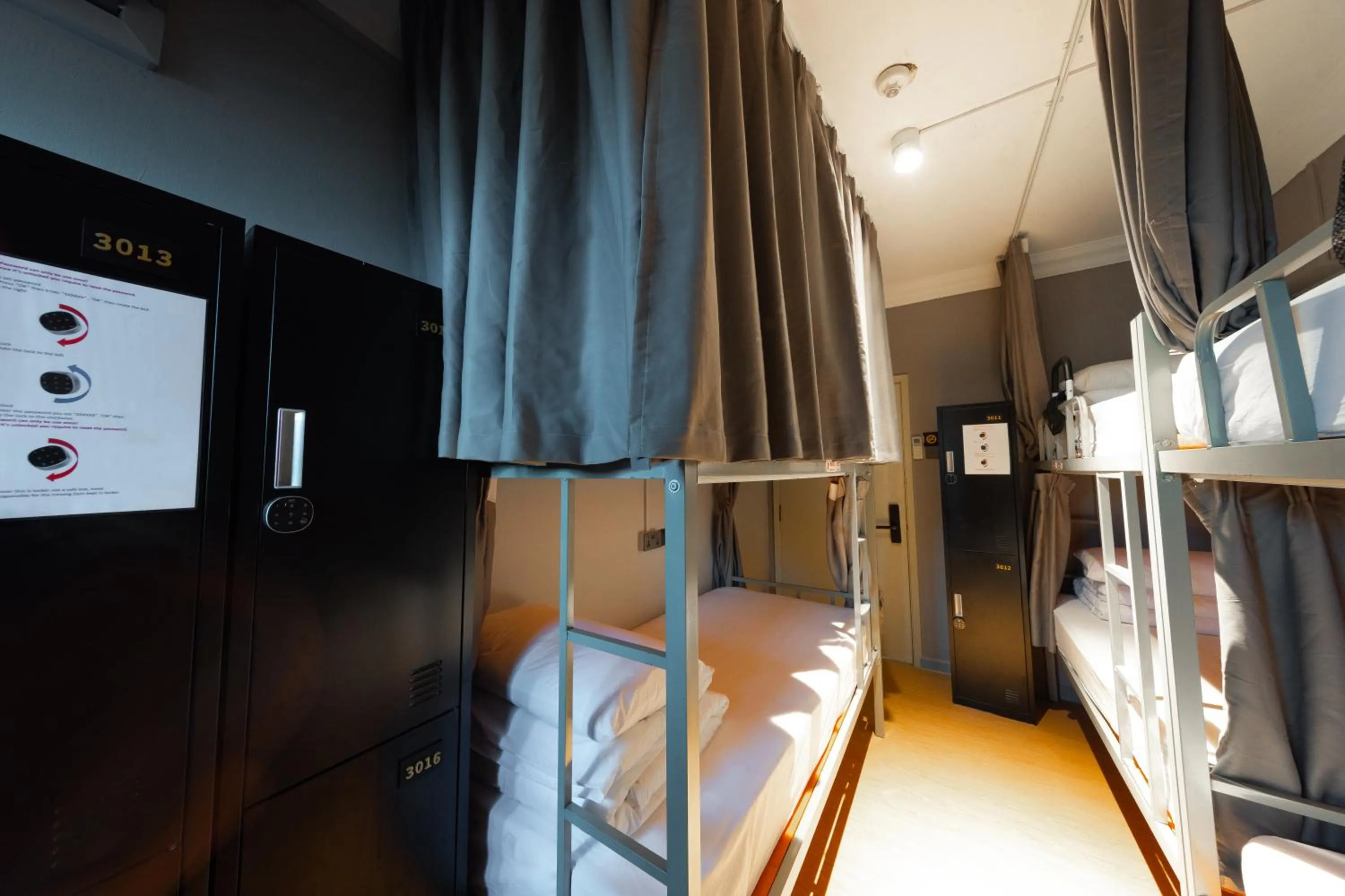 Bed in D'Nova Hotel Kallang