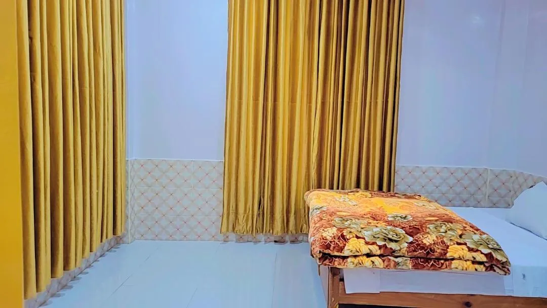 Bed in Hotel Miandam Palace