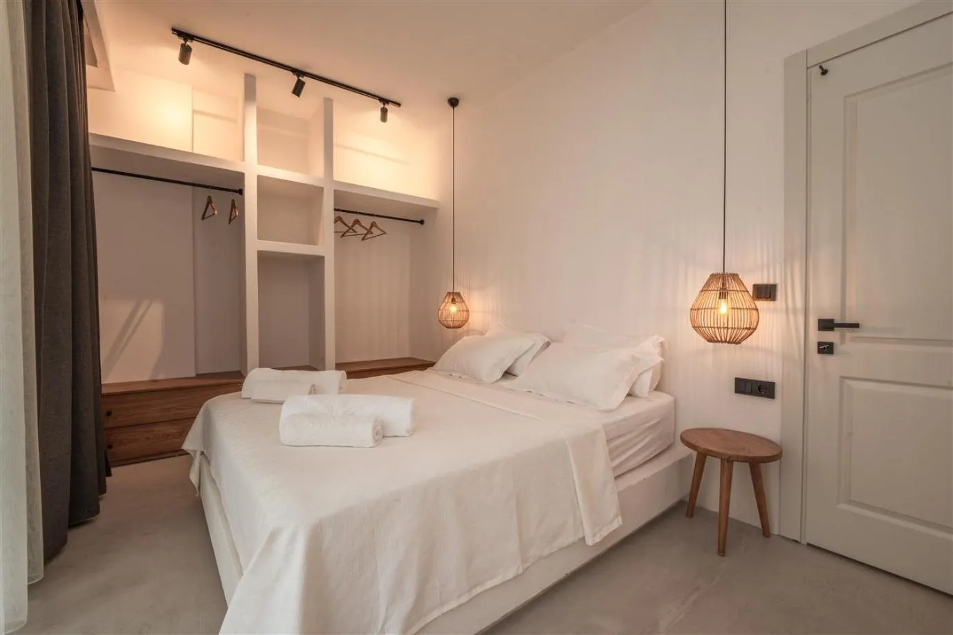 Bed in Gizz Suites City