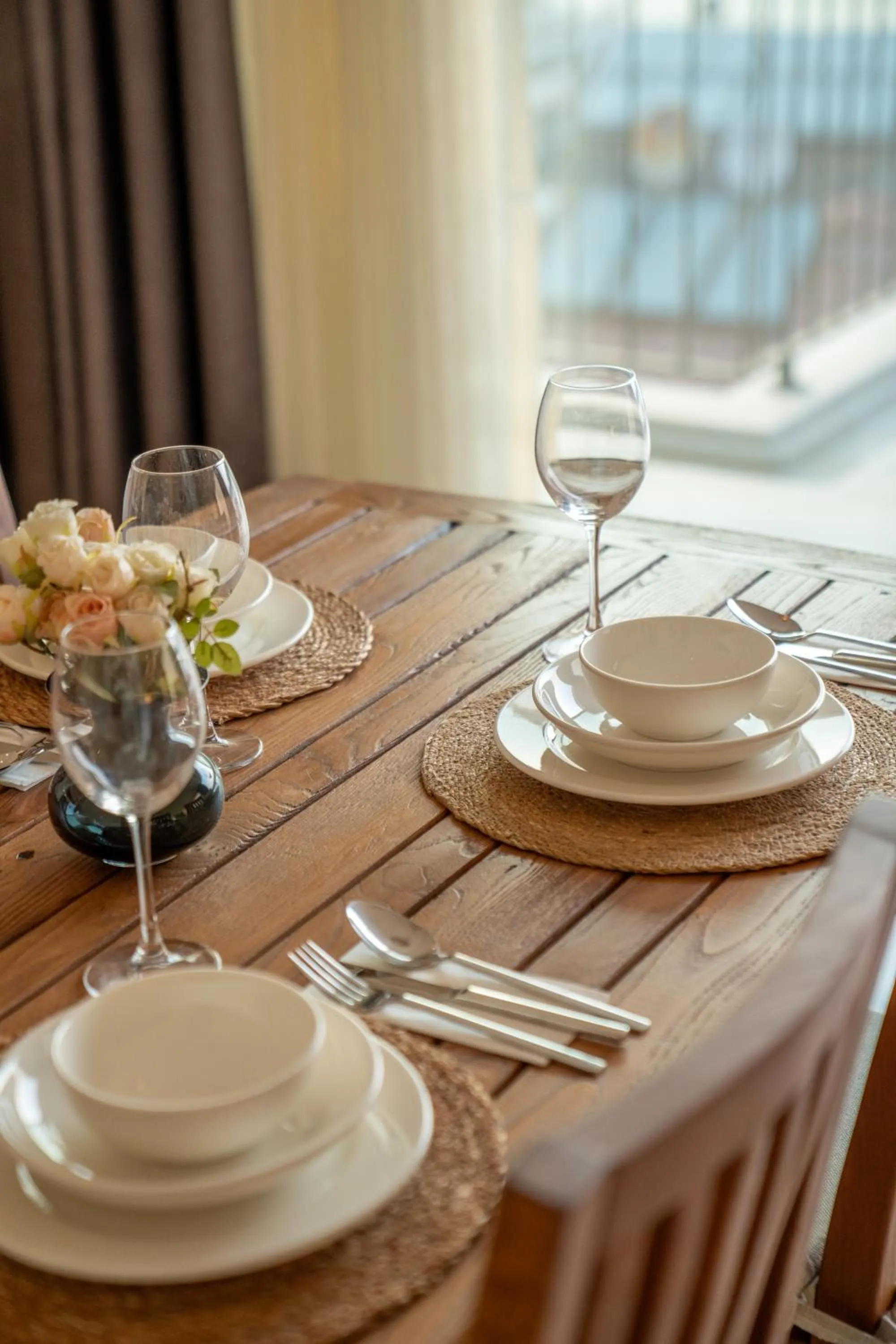 Dining area in Gizz Suites City