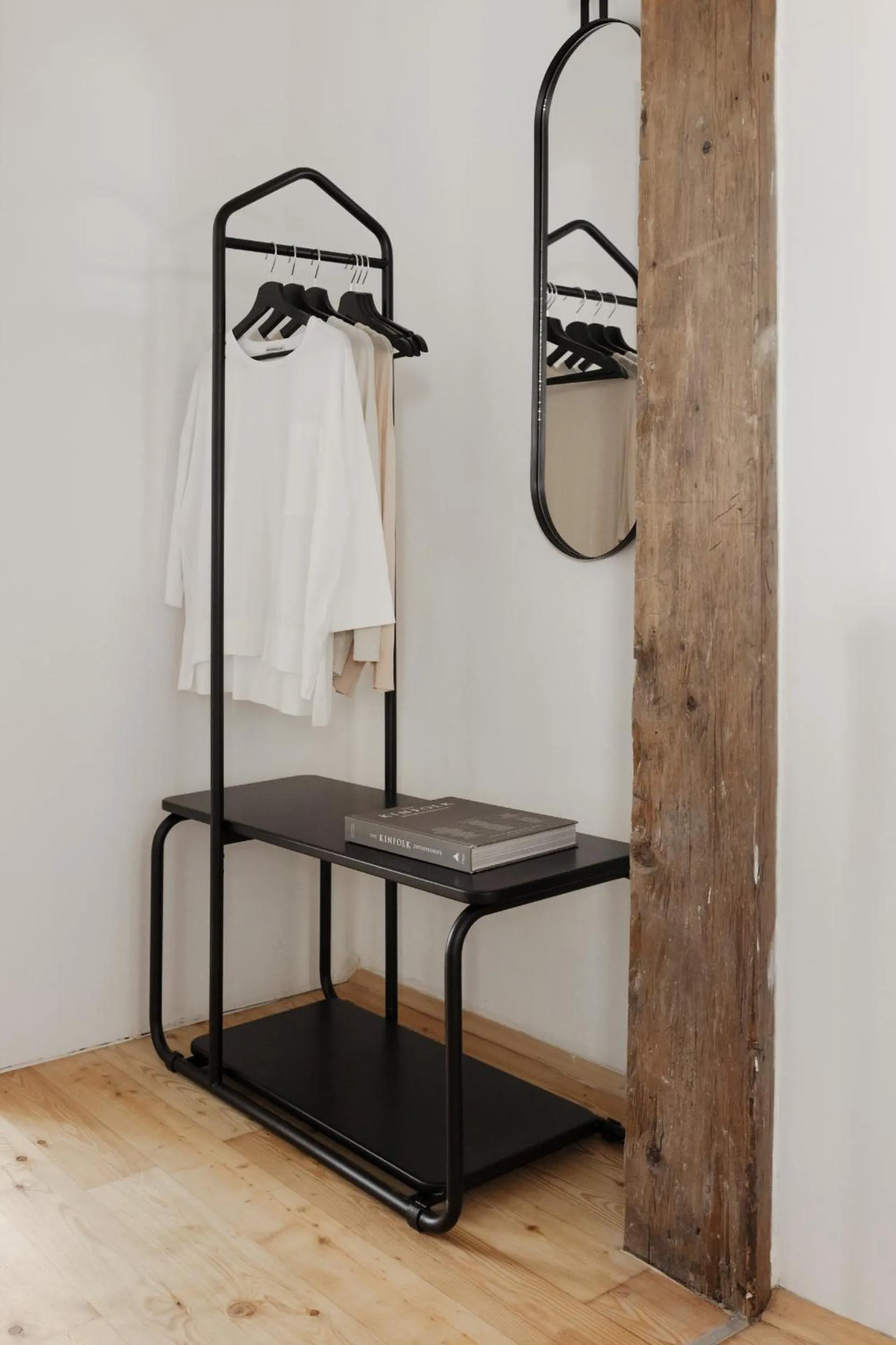 wardrobe in Das Grüne Haus - Boutique Apartments ecofriendly