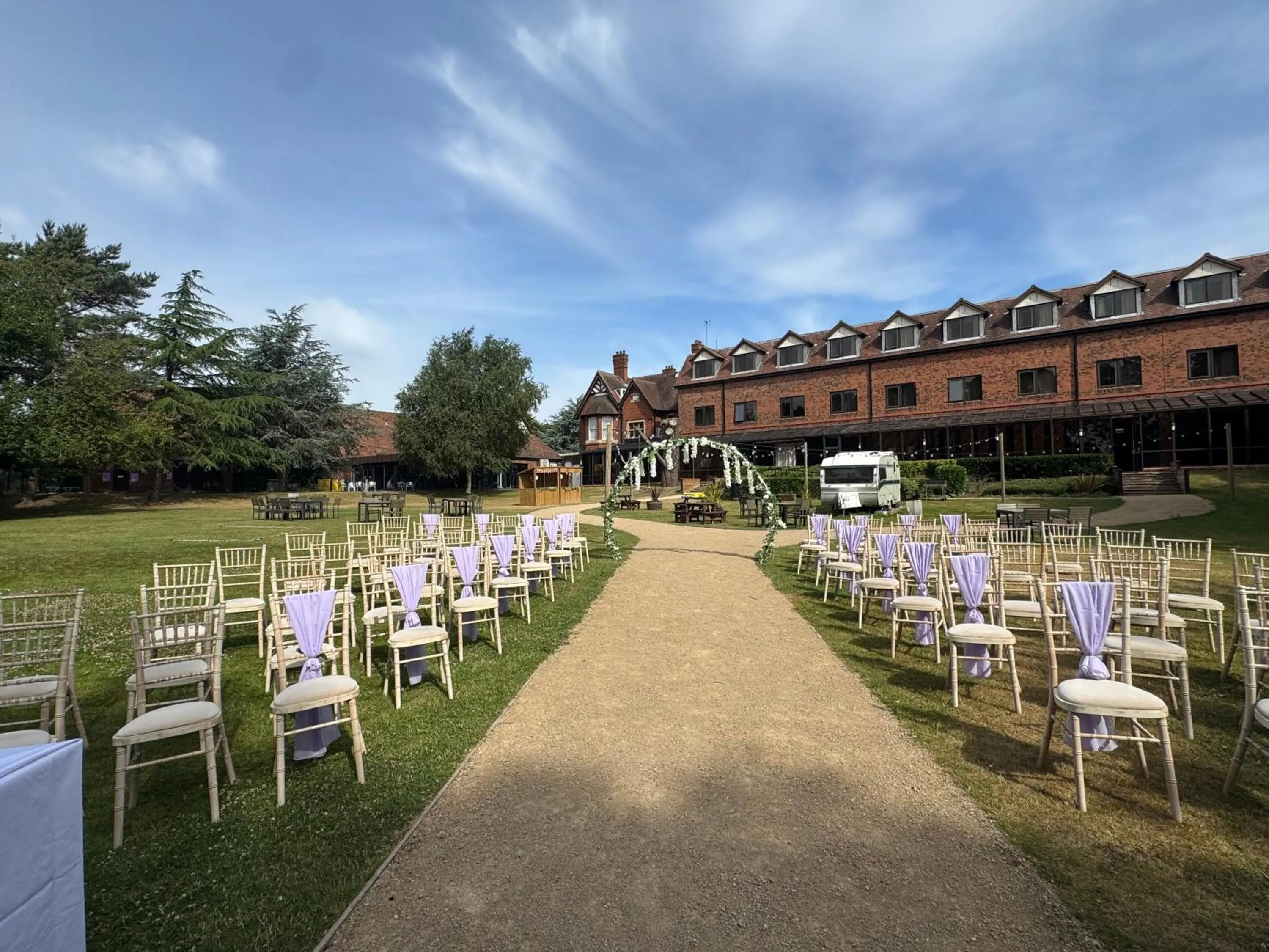 Garden in Mercure Hull Grange Park Hotel