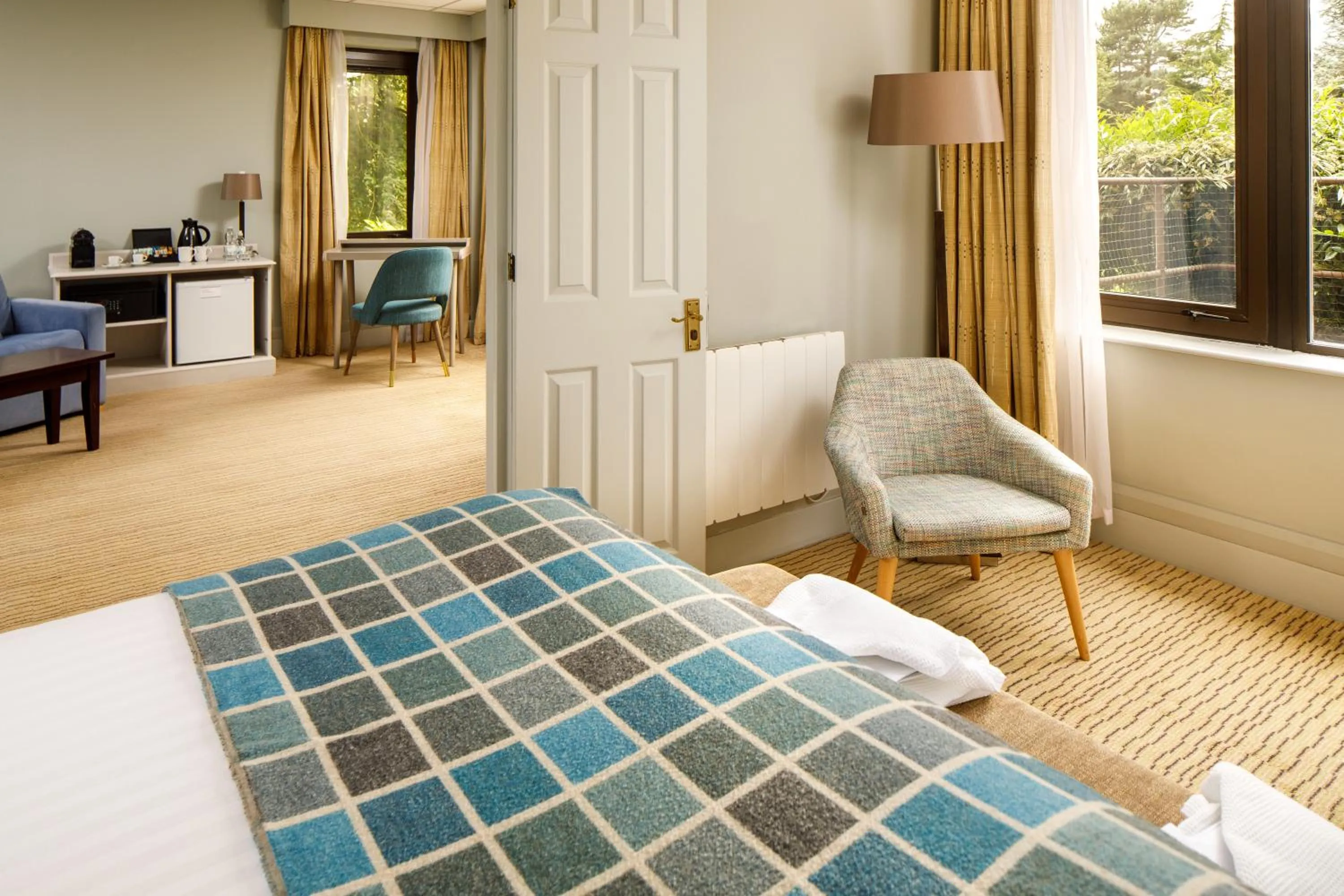 Bed in Mercure Hull Grange Park Hotel