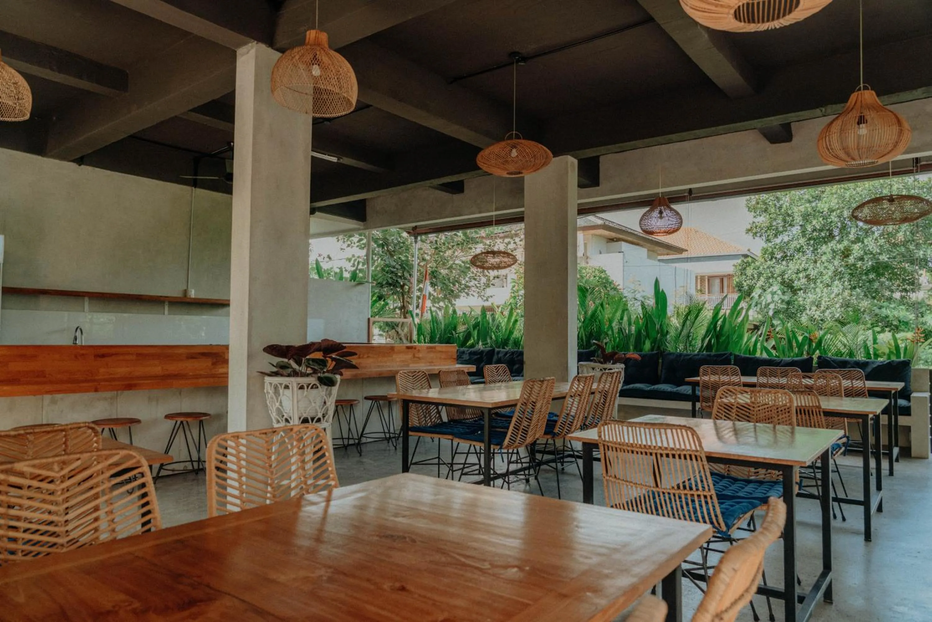 Restaurant/places to eat in Sammy's Canggu