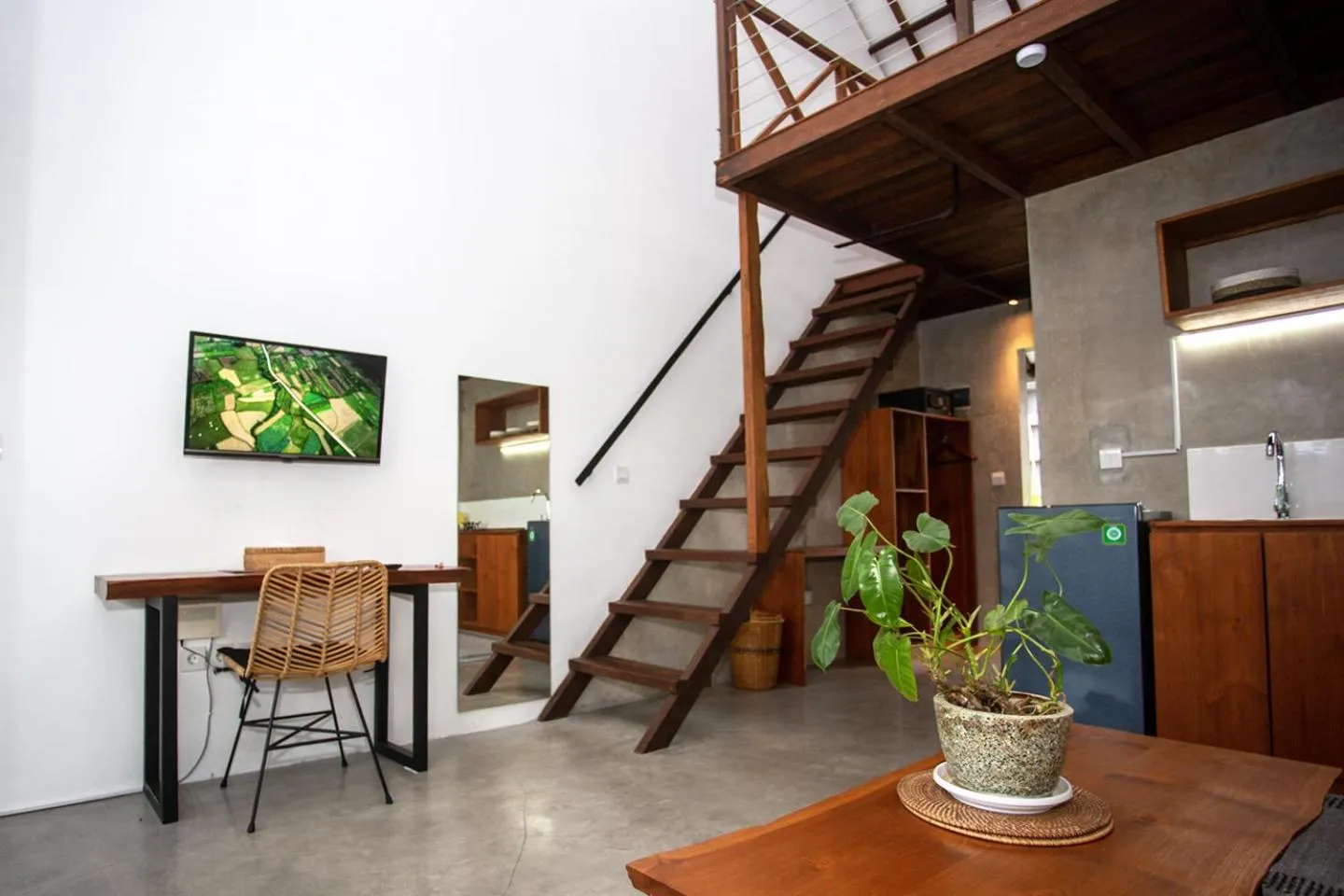 TV and multimedia in Sammy's Canggu