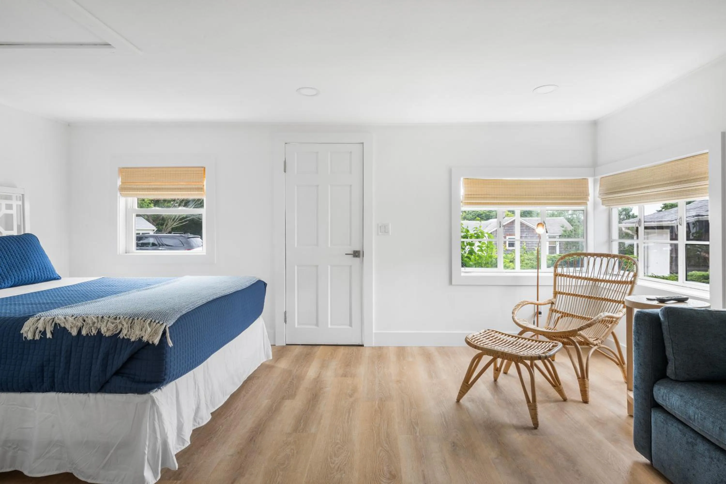 Bed in Marina Bay Cottages