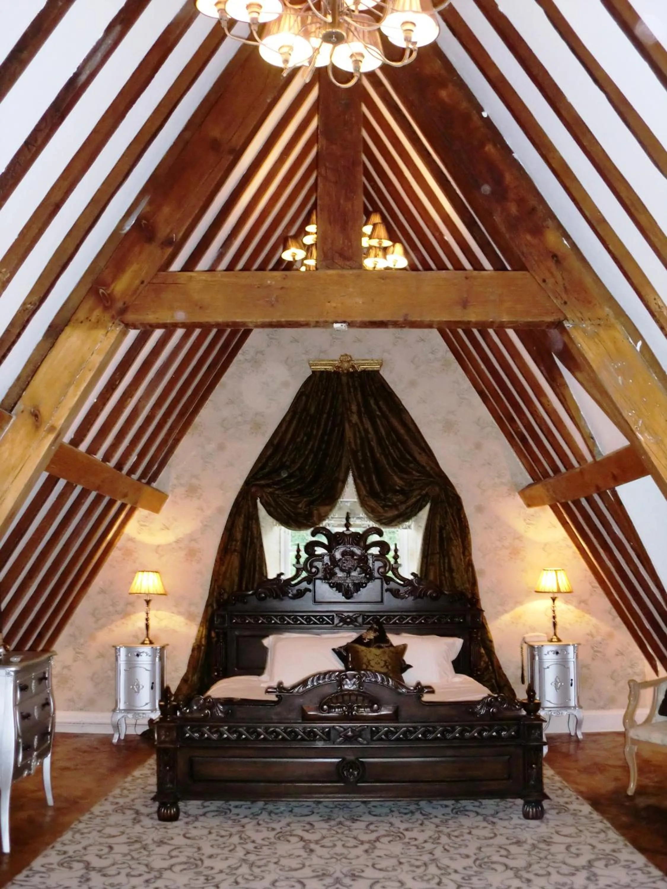 Bedroom, Bed in Maenan Abbey Hotel