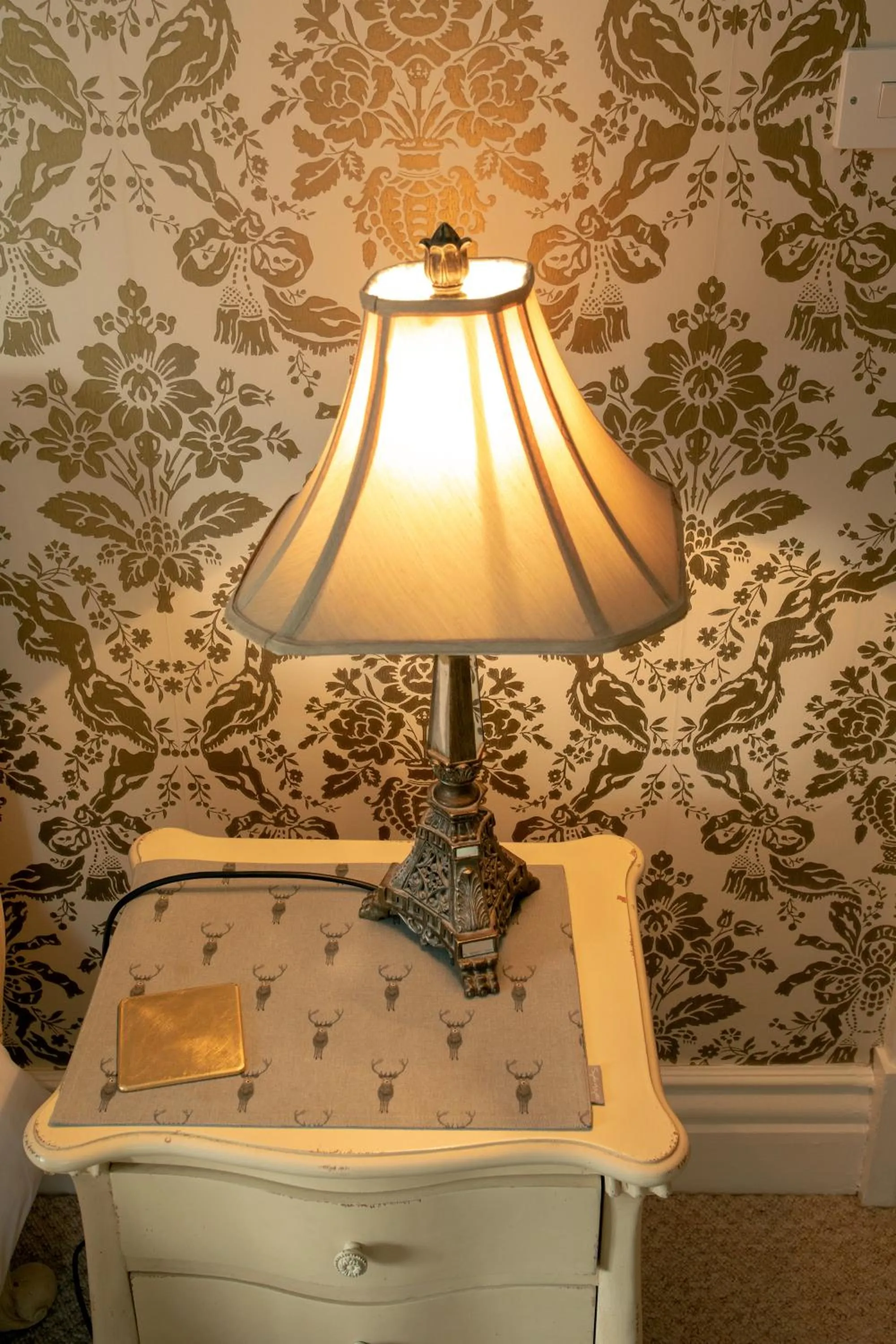 Bed in Treherne House & The Malvern Retreat