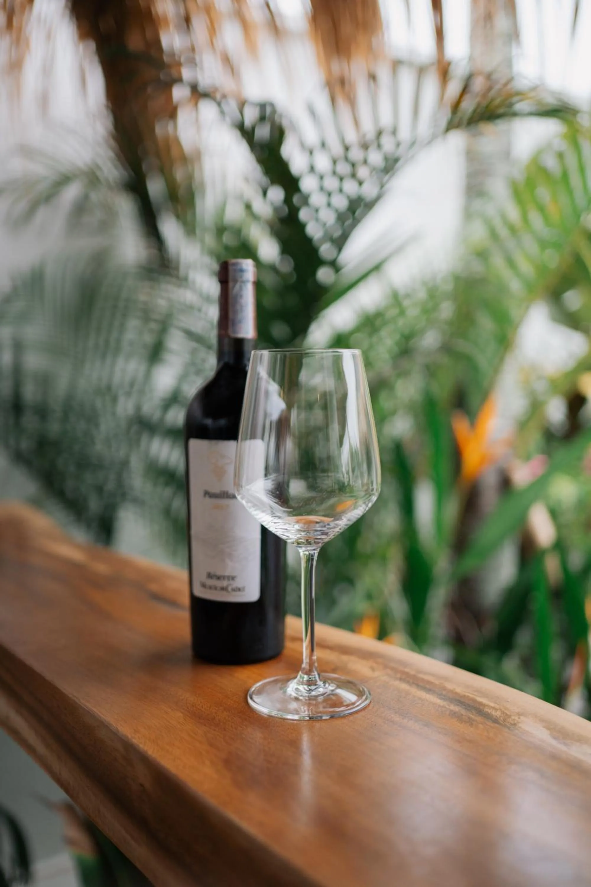 Lounge or bar in EHOA NYANYI BEACH Boutique Hotel - In front of entrance to NUANU