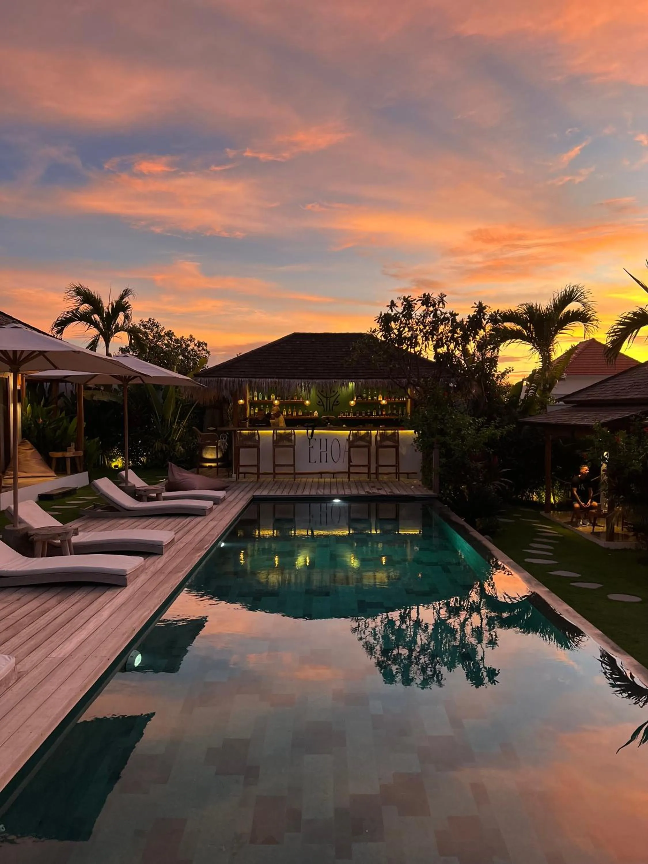 Pool view in EHOA NYANYI BEACH Boutique Hotel - In front of entrance to NUANU