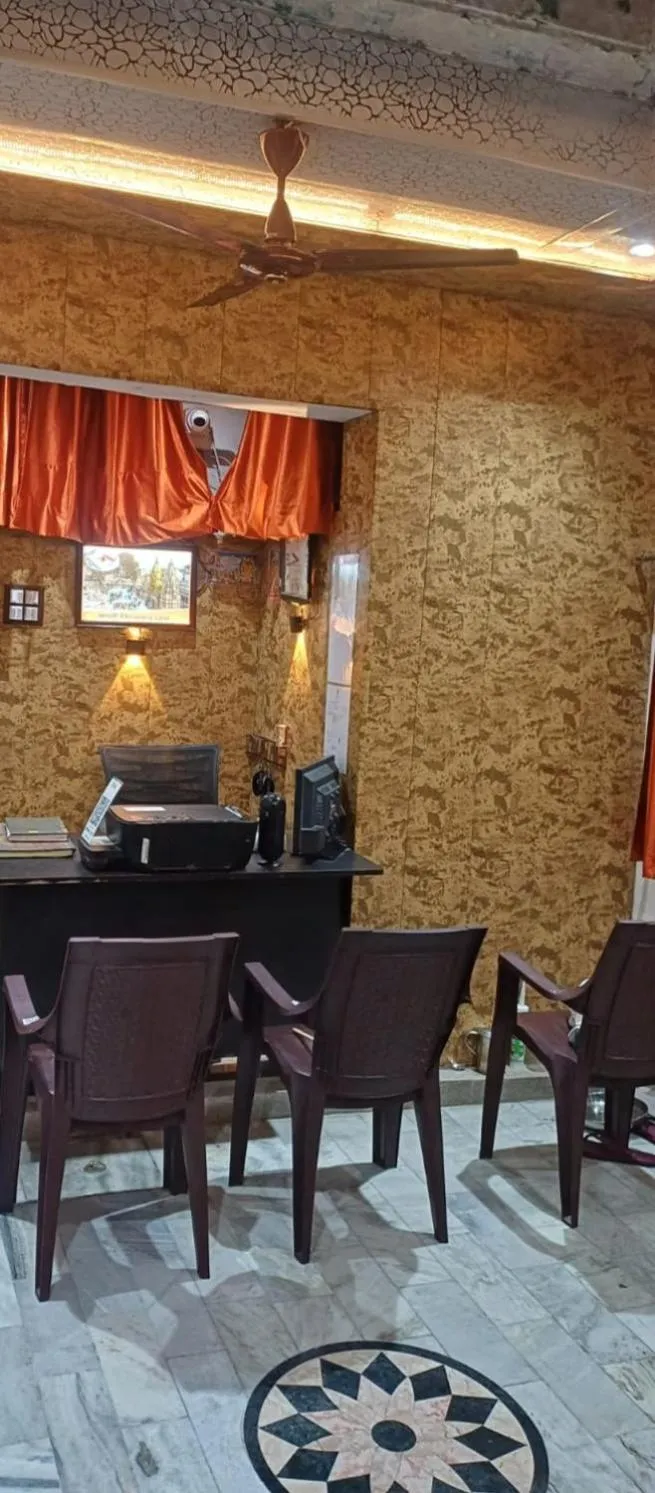 Maa Tara AC Home Stay