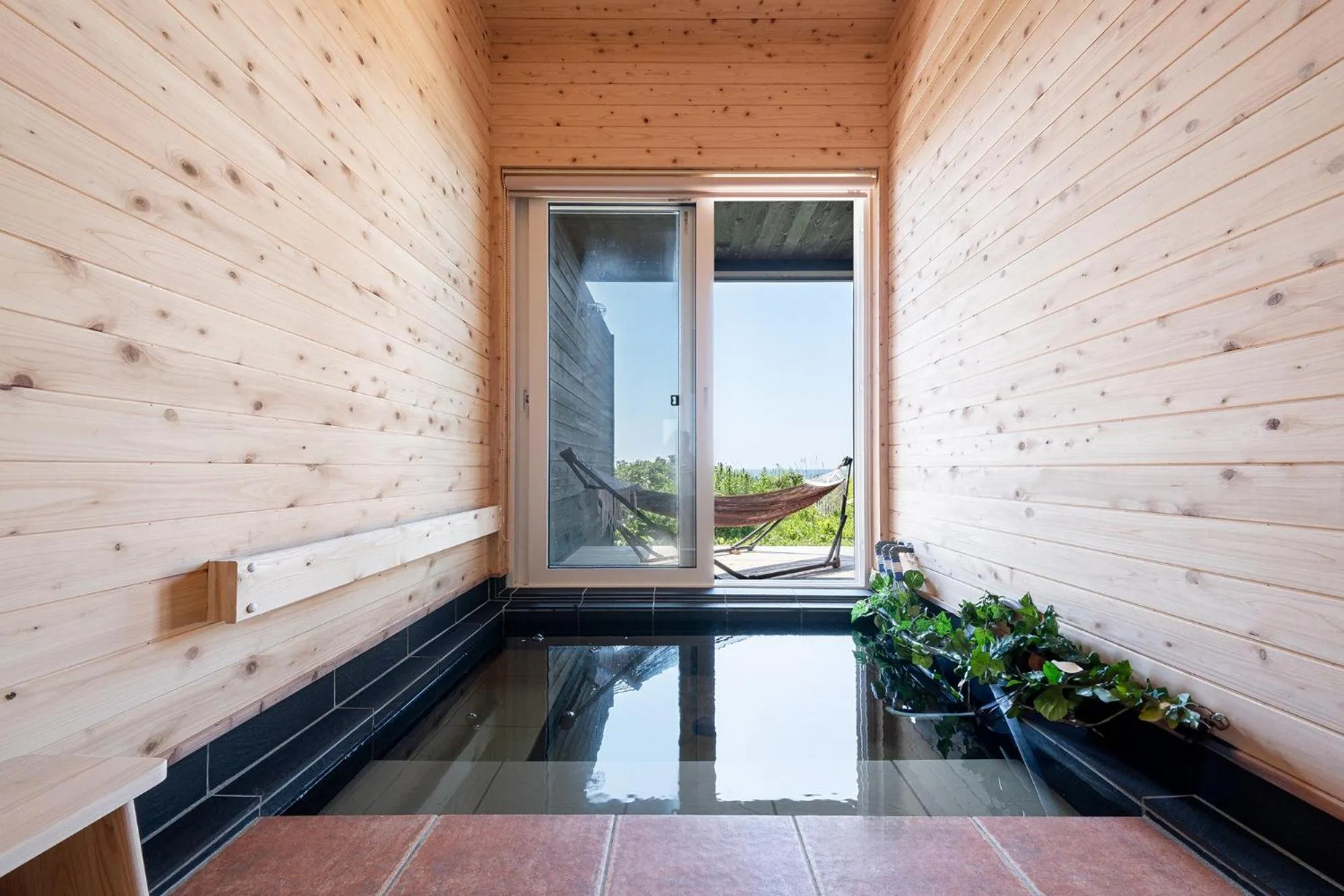 Bath in The OCEAN VISTA