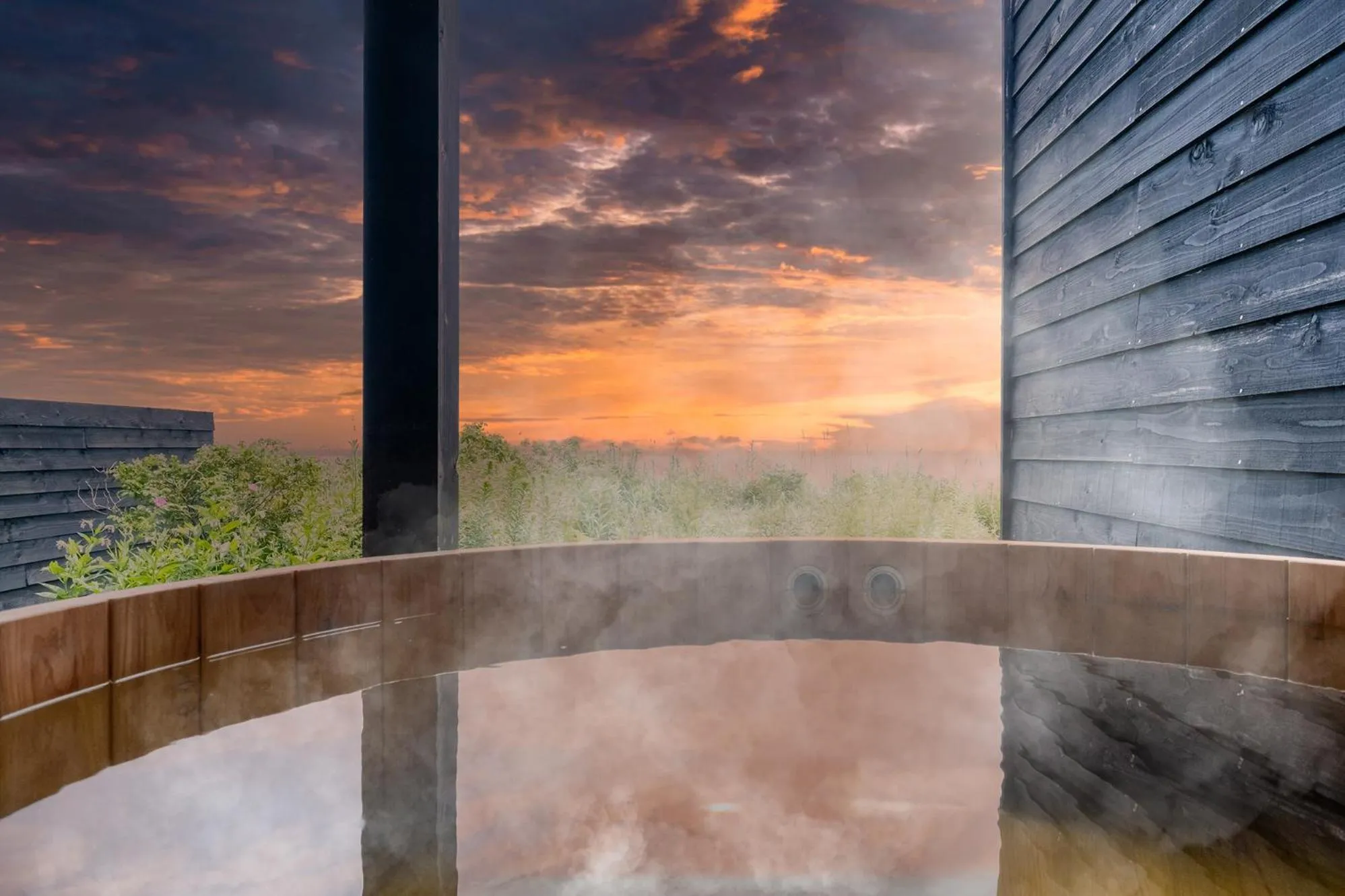 Hot Spring Bath in The OCEAN VISTA