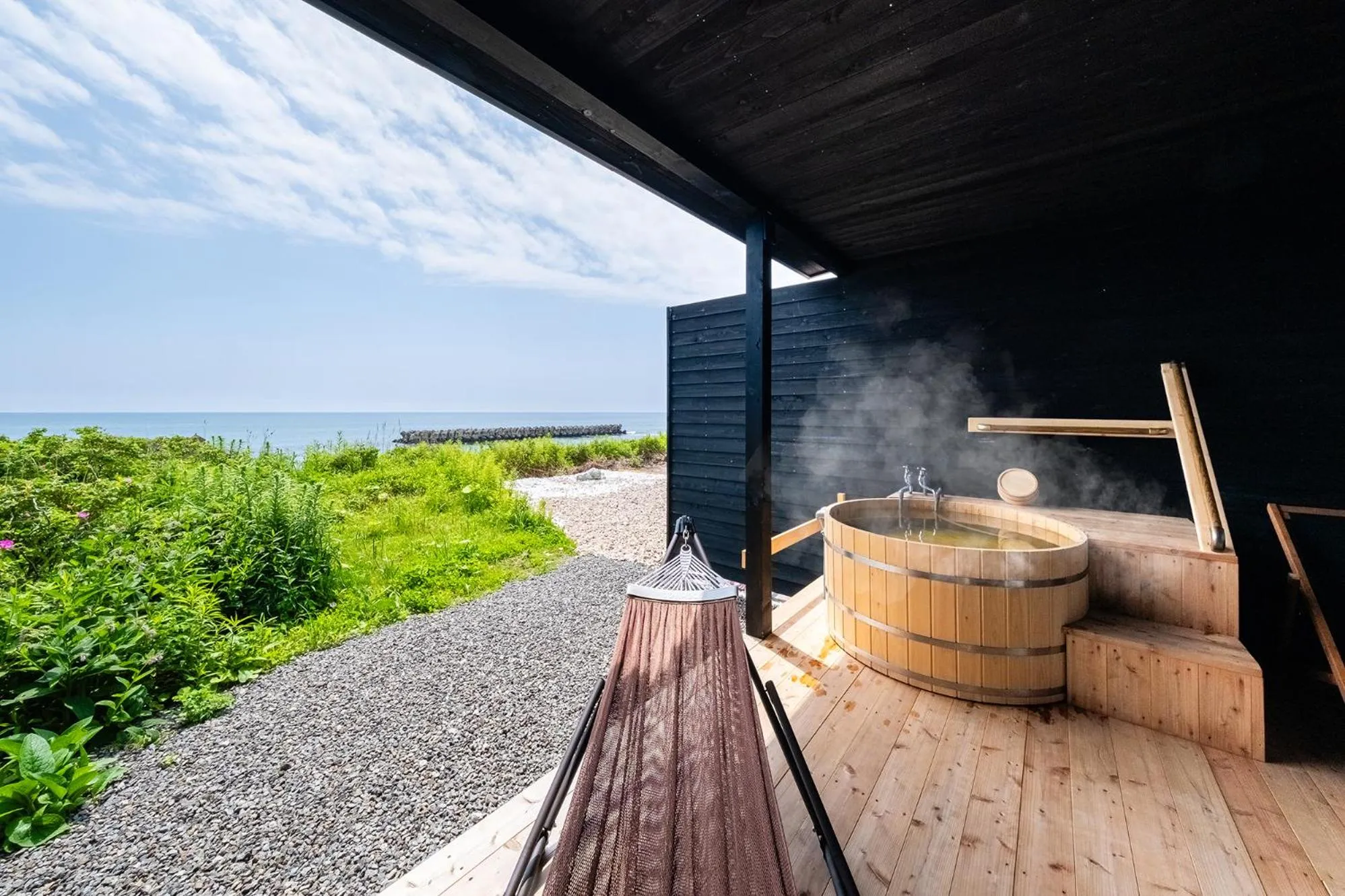 Hot Spring Bath in The OCEAN VISTA