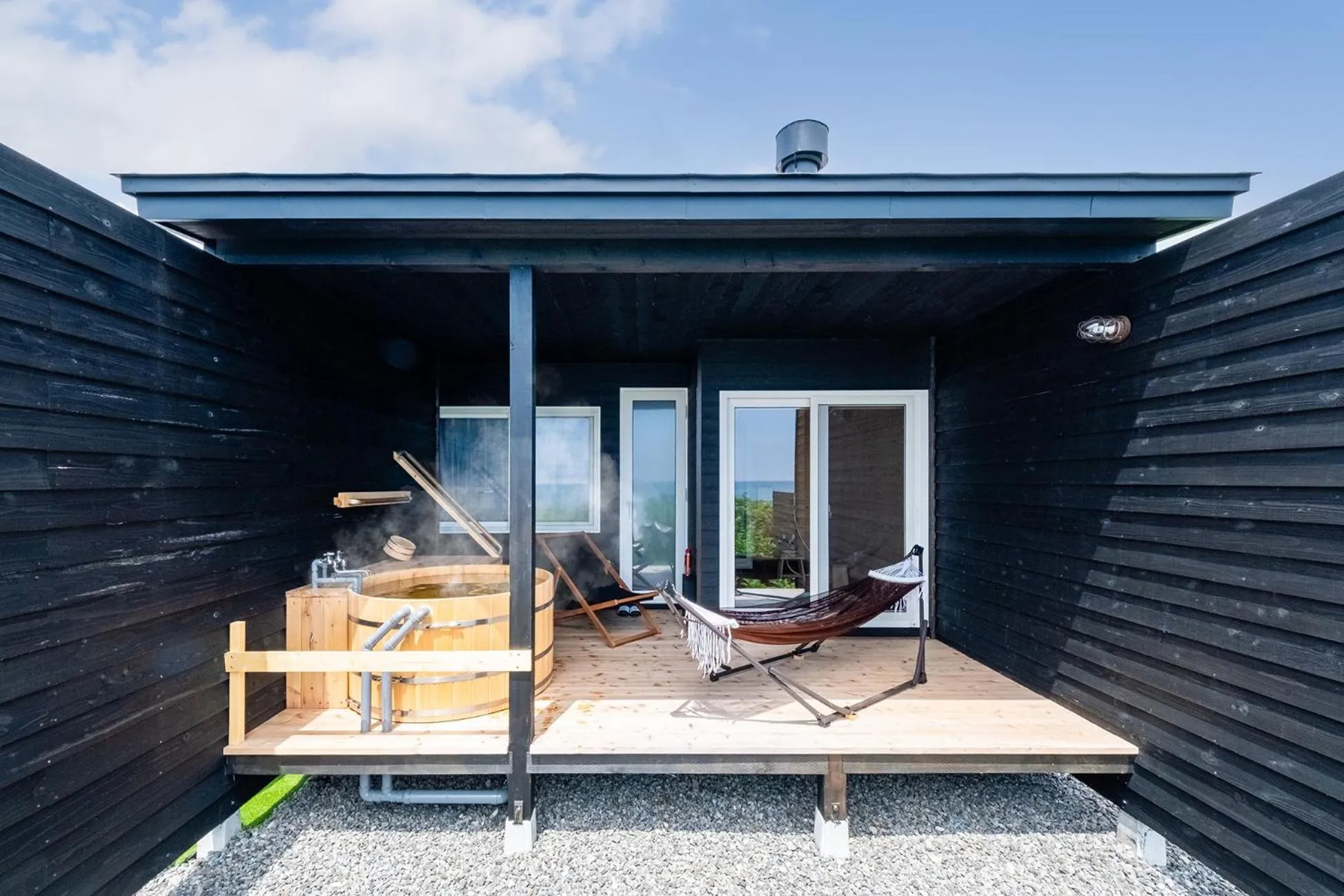 Hot Spring Bath in The OCEAN VISTA