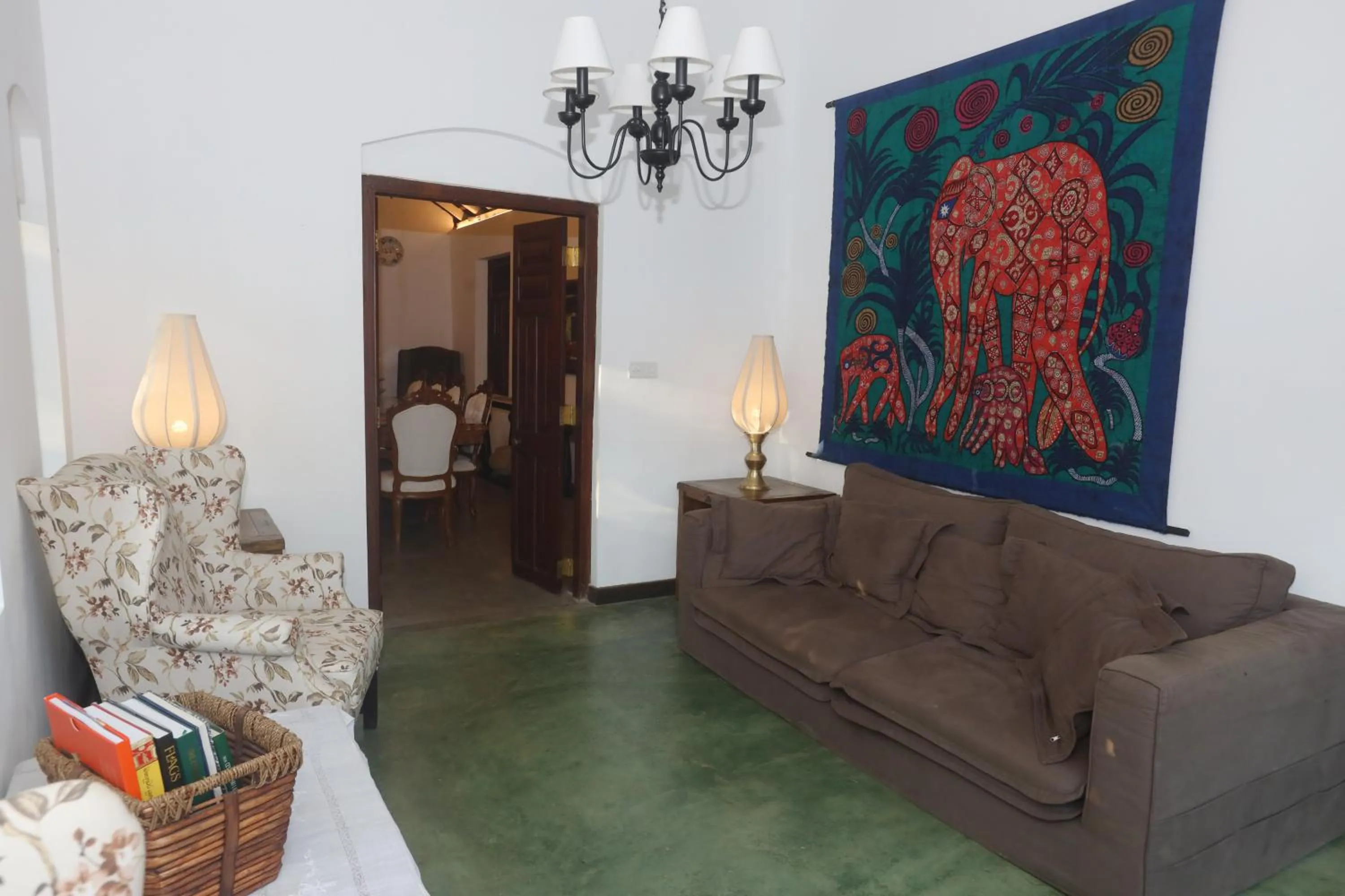 Seating area in Andiramada Walawwa