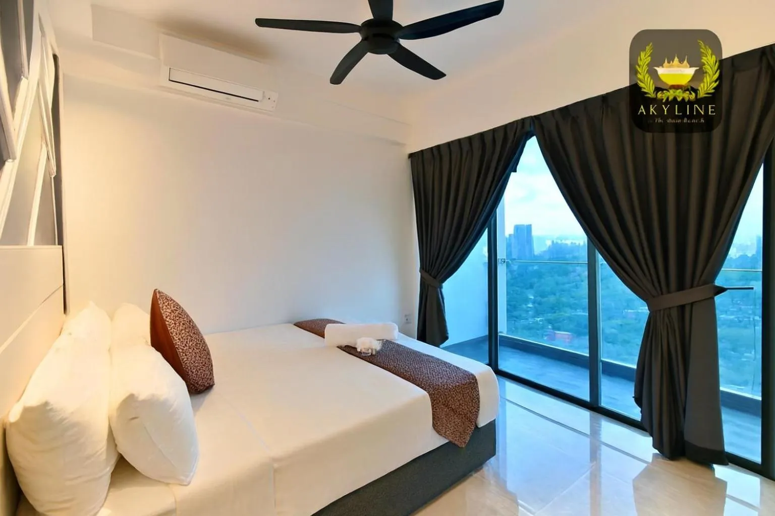 Photo of the whole room, Bed in The Colony Skyline Suites KLCC