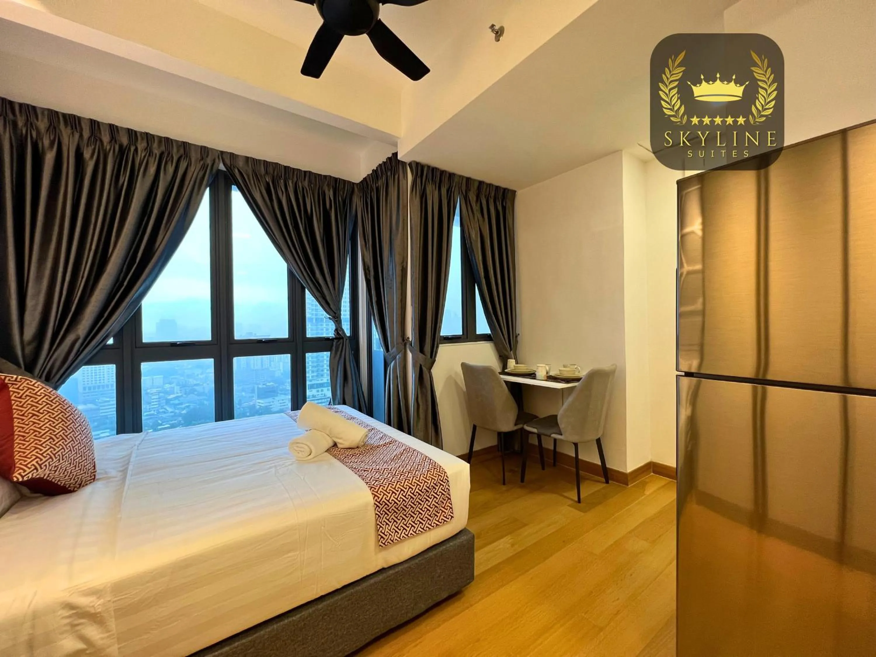 View (from property/room), Bed in The Colony Skyline Suites KLCC