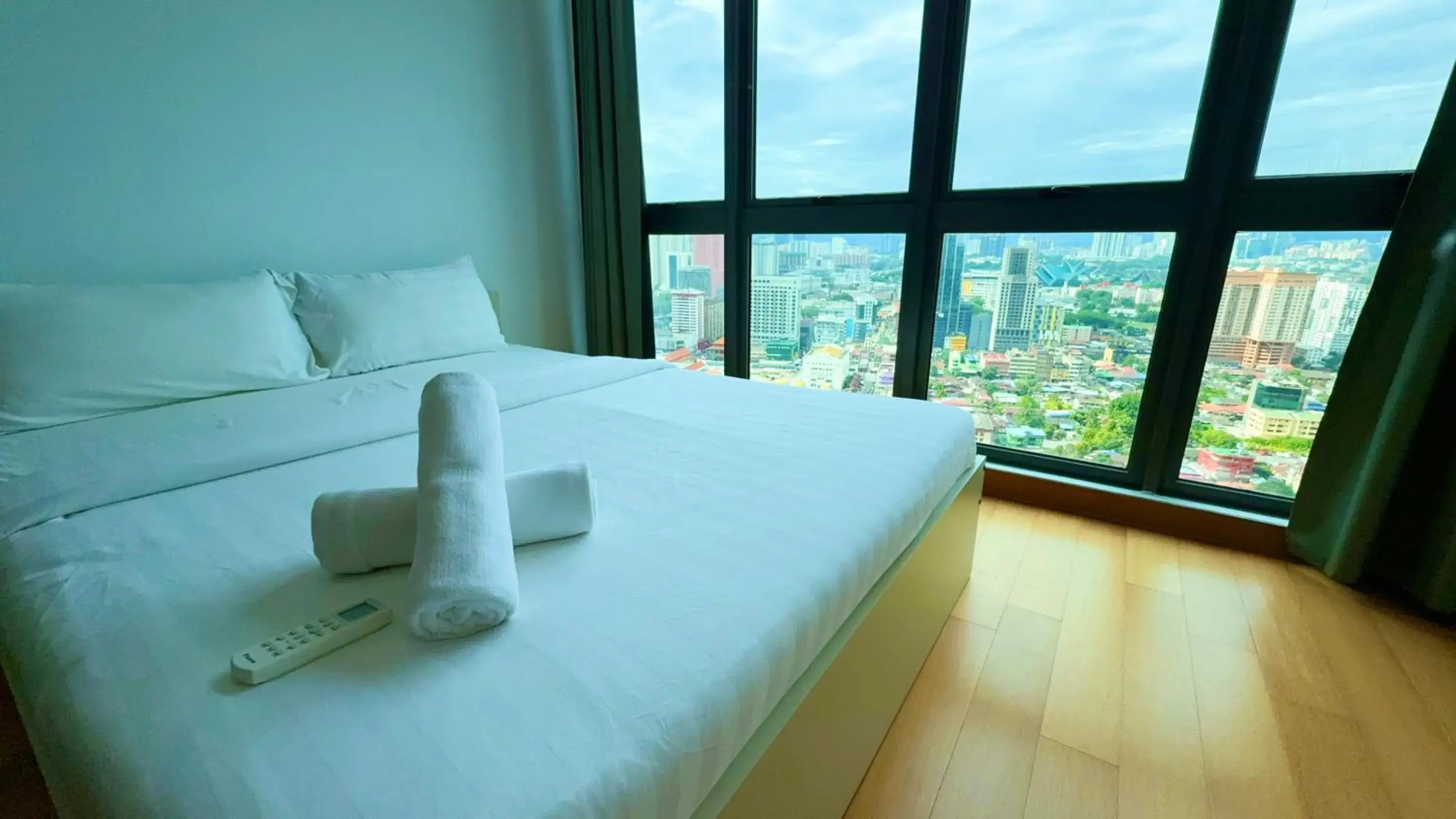 Two-Bedroom Apartment with City View in The Colony Skyline Suites KLCC Two-Bedroom Apartment with City View in The Colony Skyline Suites KLCC