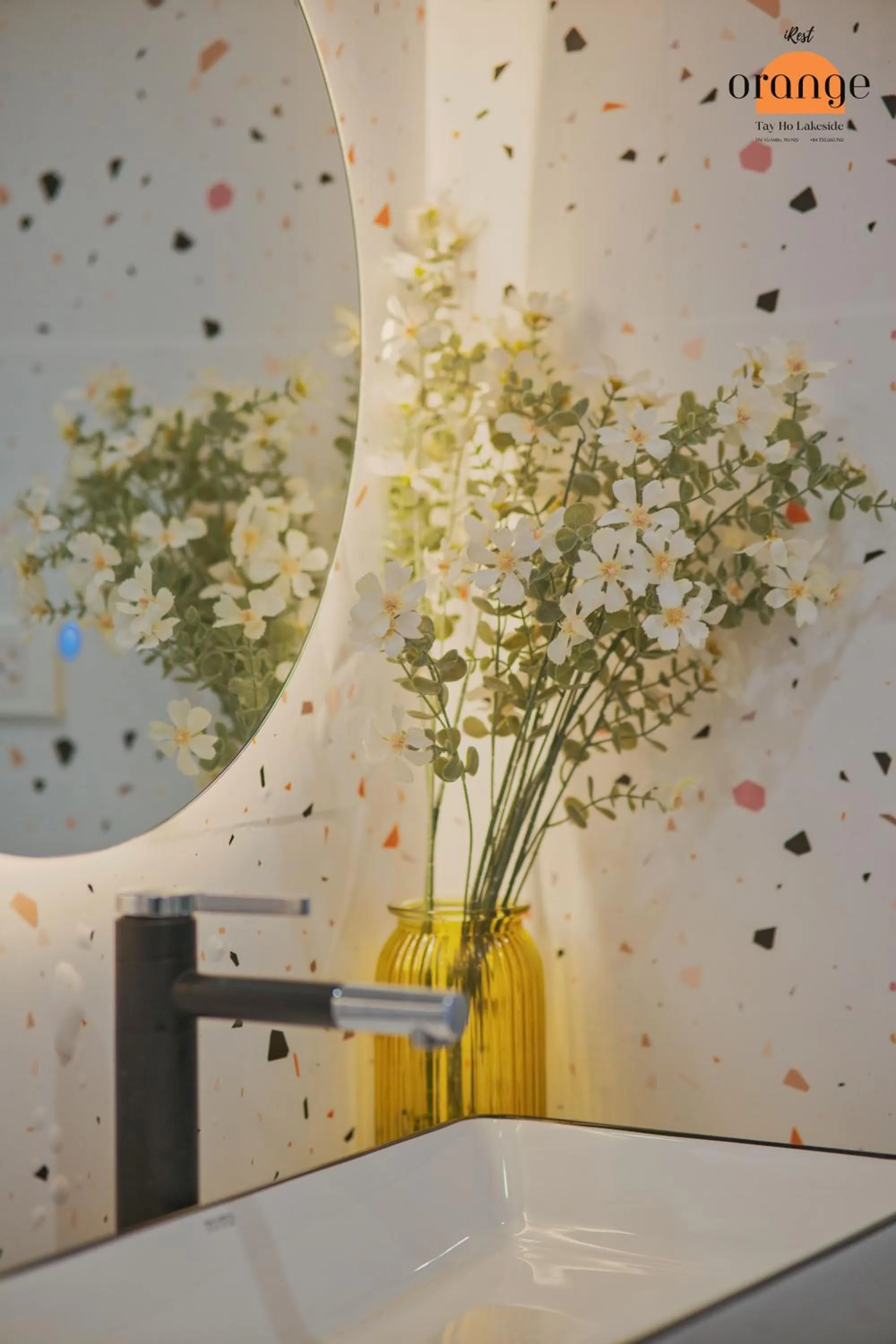 Shower in iRest Orange Tay Ho Lakeside Apartment