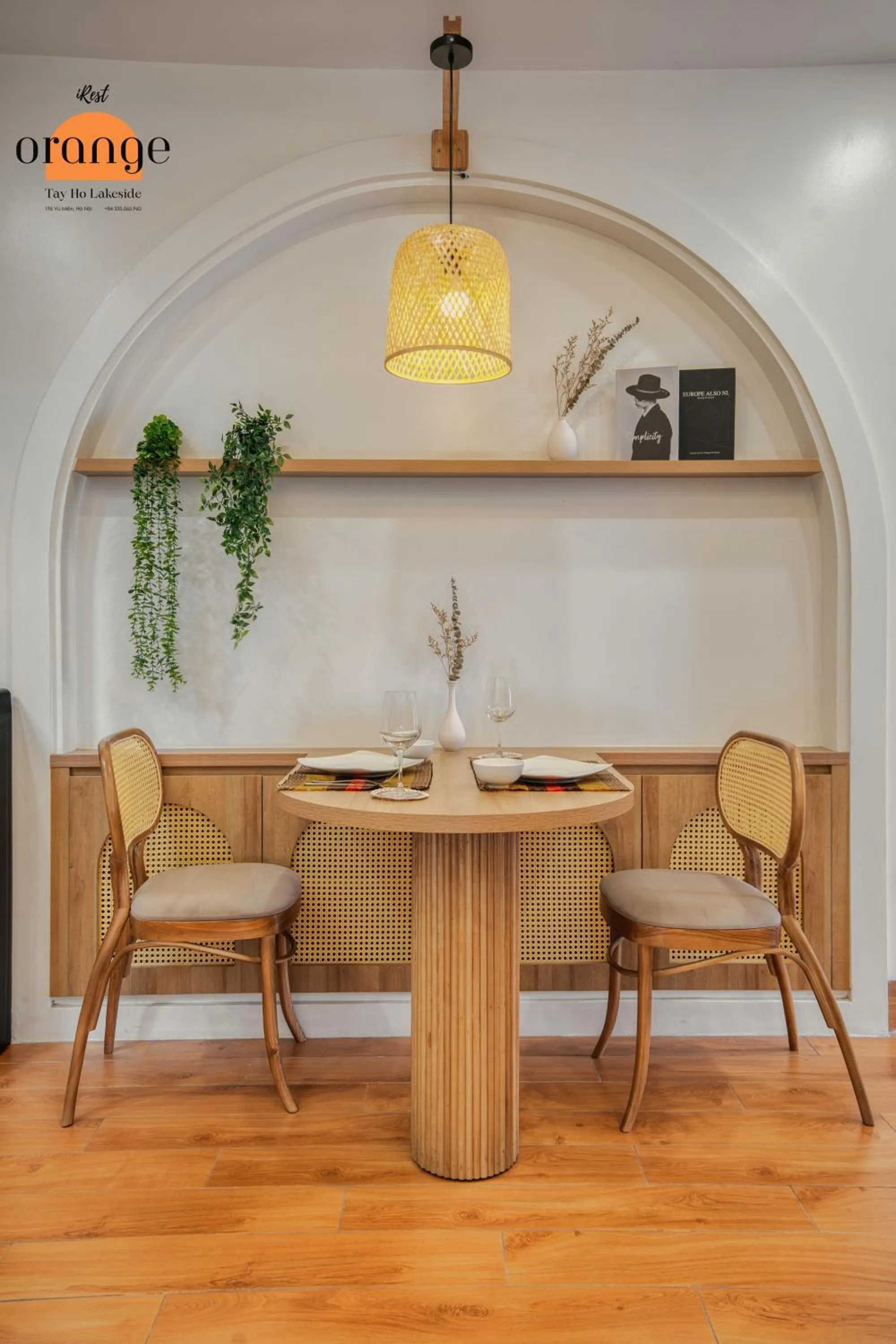 iRest Orange Tay Ho Lakeside Apartment