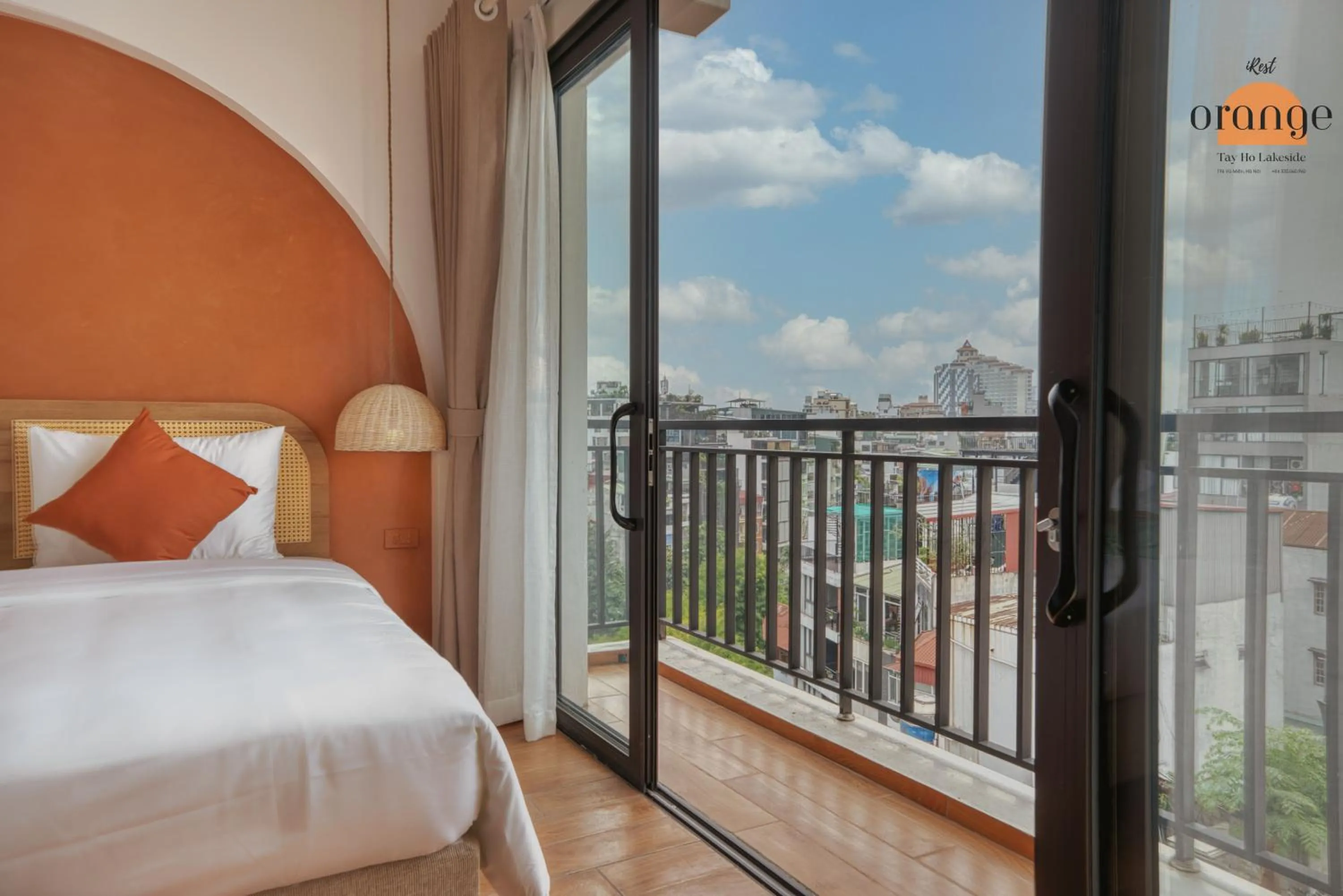 Bed in iRest Orange Tay Ho Lakeside Apartment