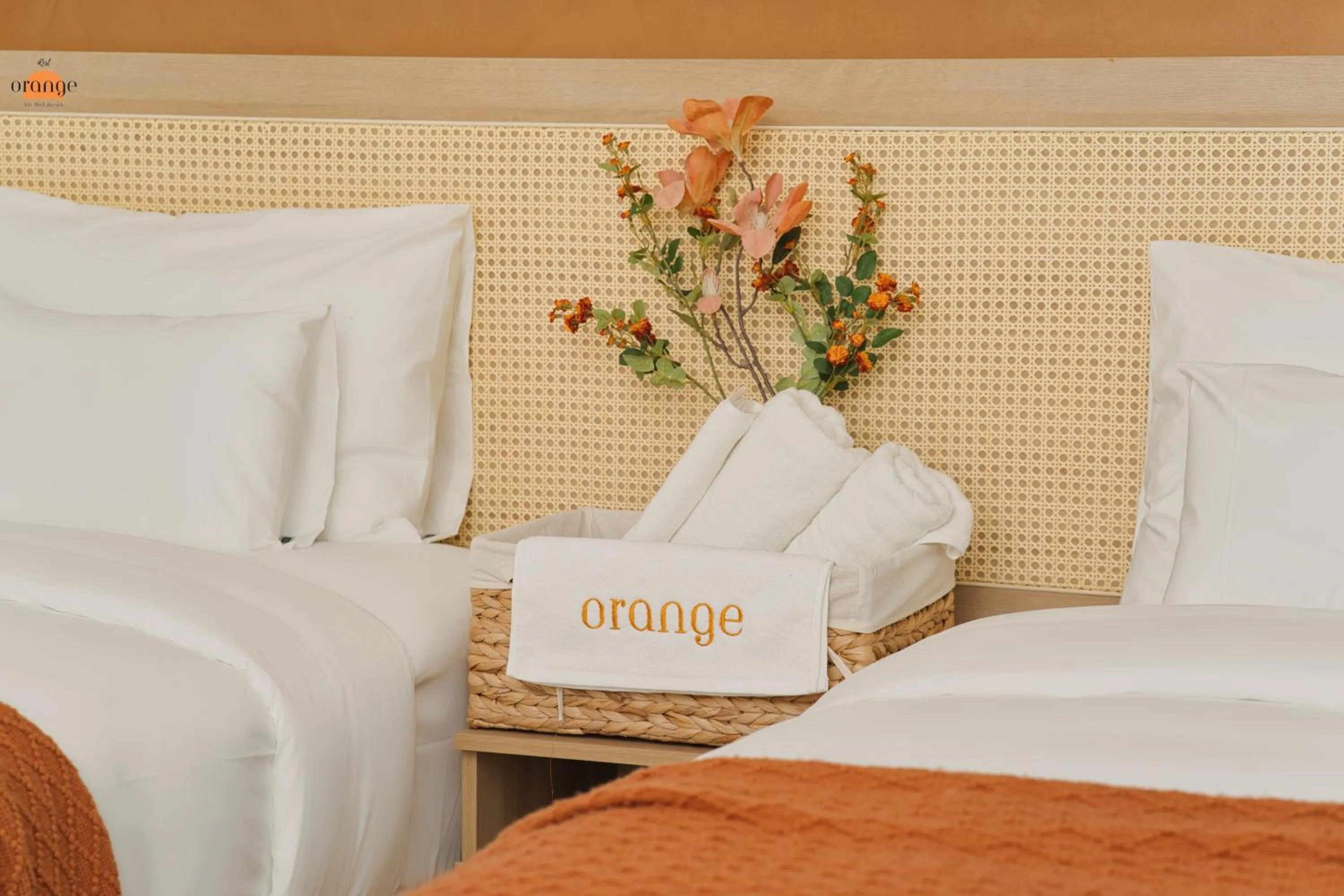 Bed in iRest Orange Tay Ho Lakeside Apartment