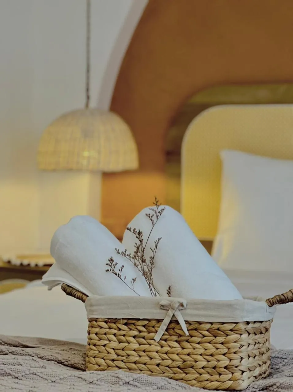 Bed in iRest Orange Tay Ho Lakeside Apartment