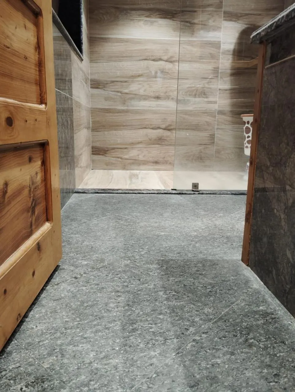 Bathroom in Hotel CM Palace - Pure Vegetarian