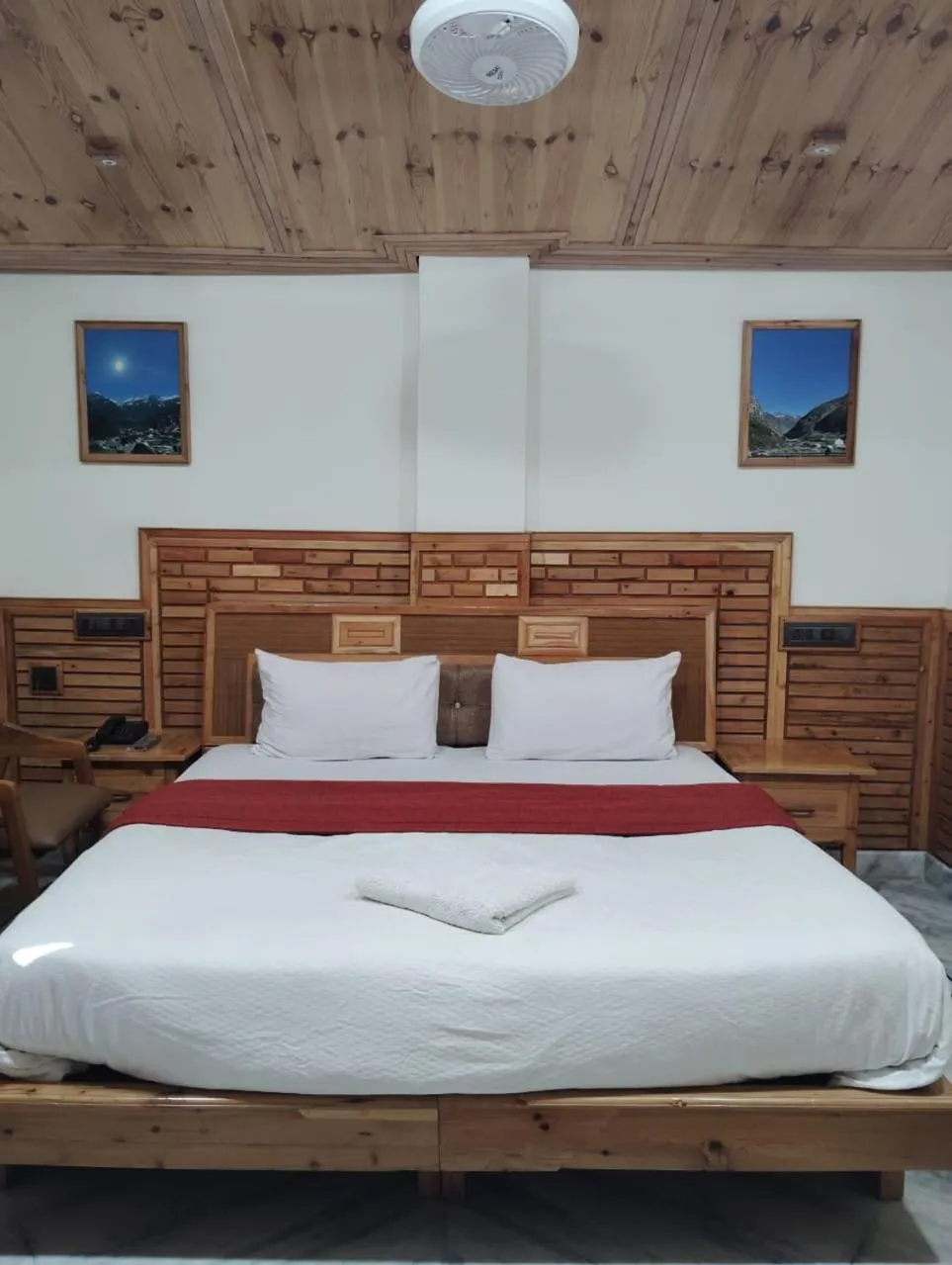 Bed in Hotel CM Palace - Pure Vegetarian