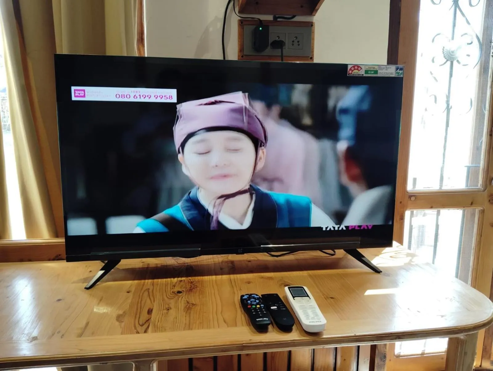 TV and multimedia in Hotel CM Palace - Pure Vegetarian