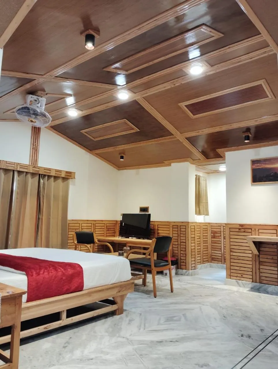 VIP, Bed in Hotel CM Palace - Pure Vegetarian