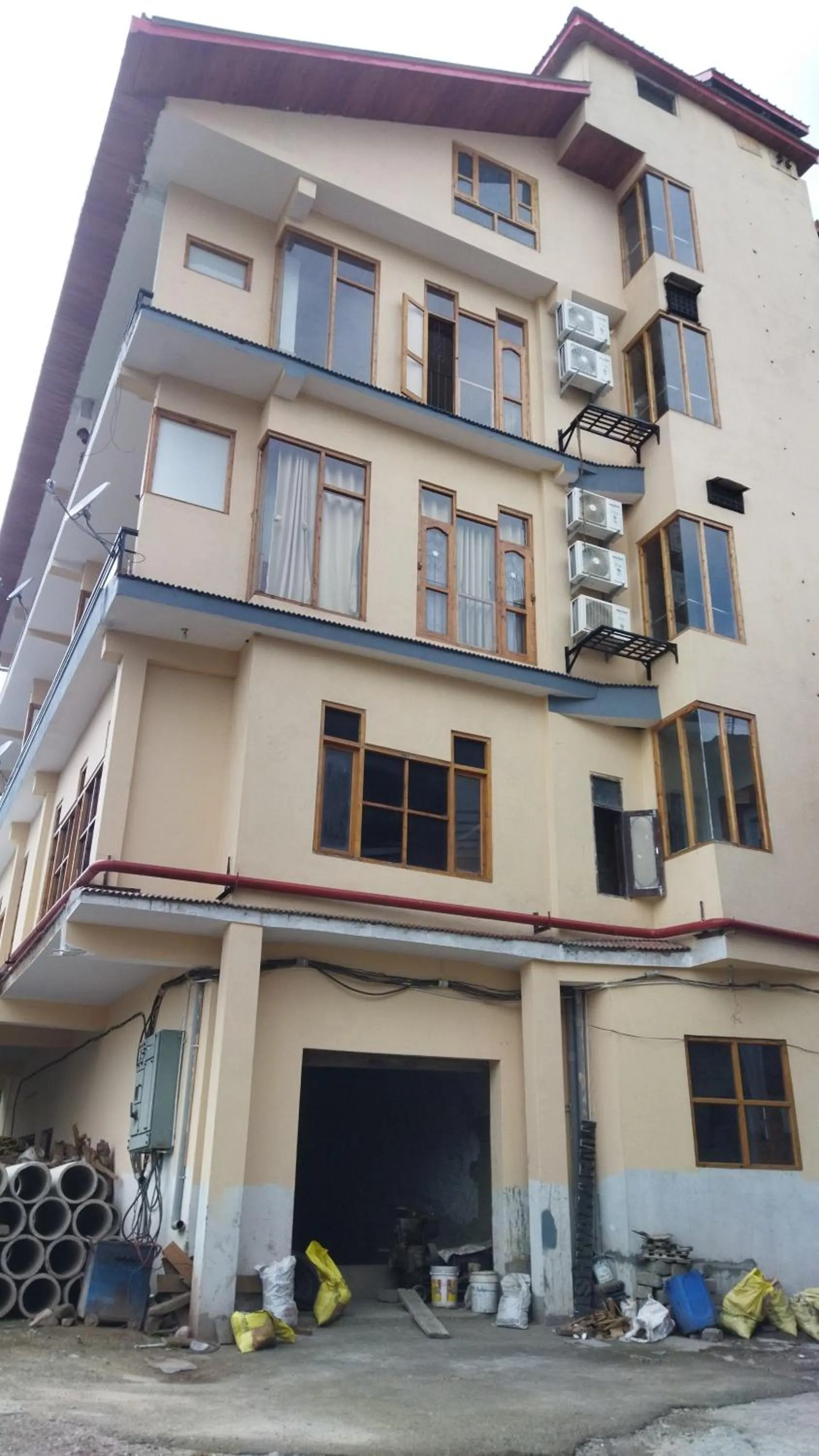 Property building in Hotel CM Palace - Pure Vegetarian