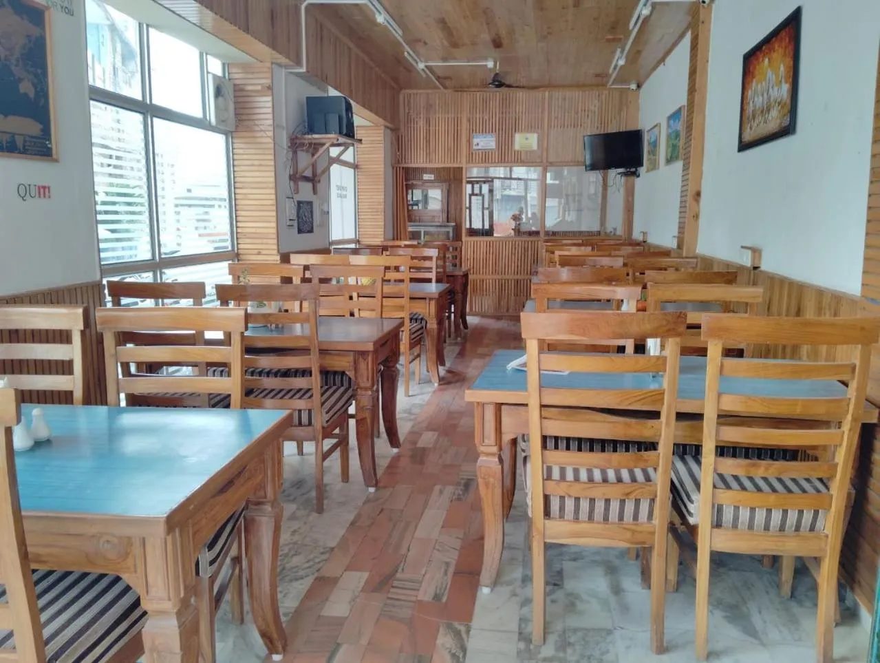 Dining area in Hotel CM Palace - Pure Vegetarian